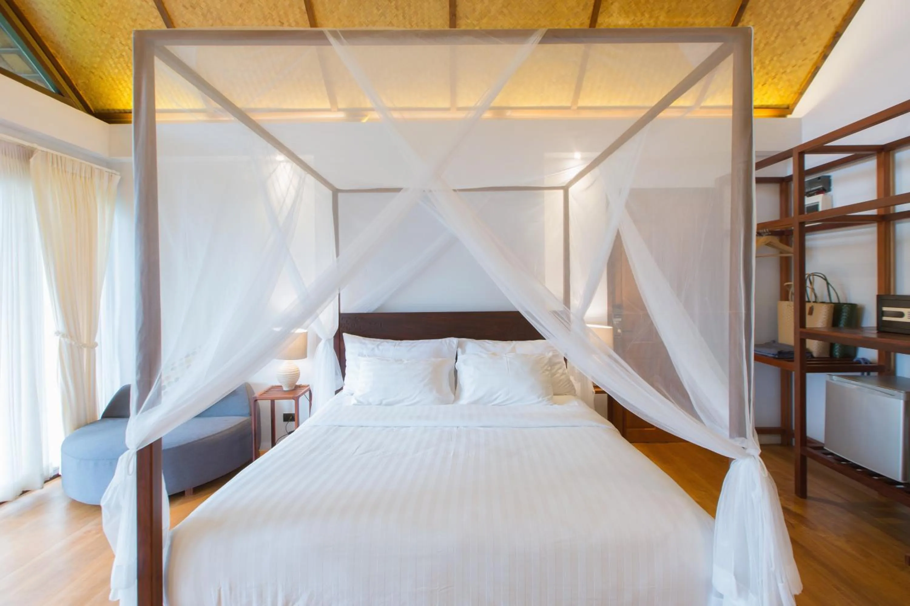 Bedroom, Bed in Mira Montra Resort Koh Mak