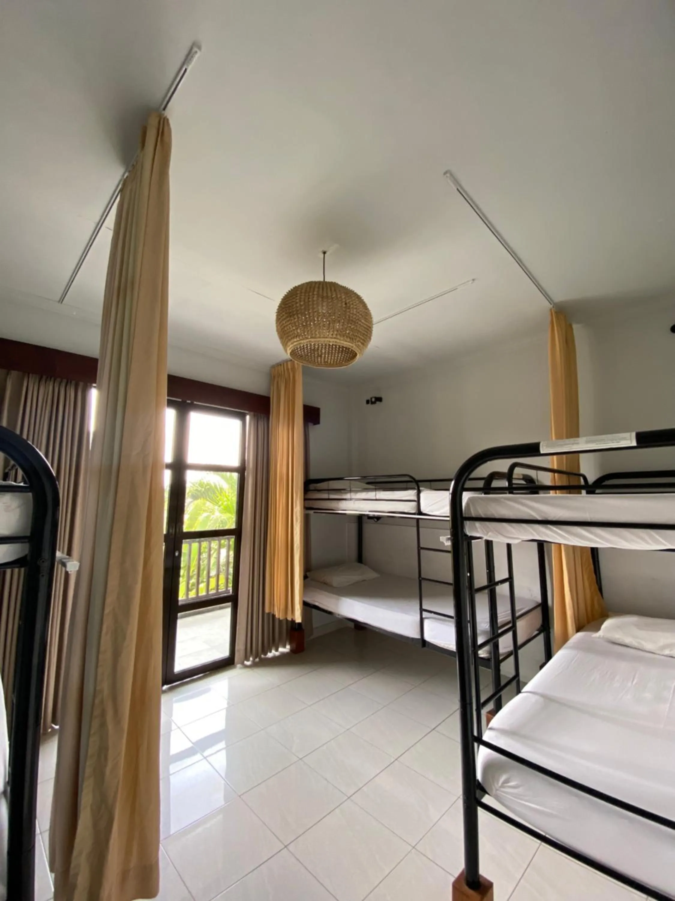 bunk bed, Bed in Mangga Wangga Living