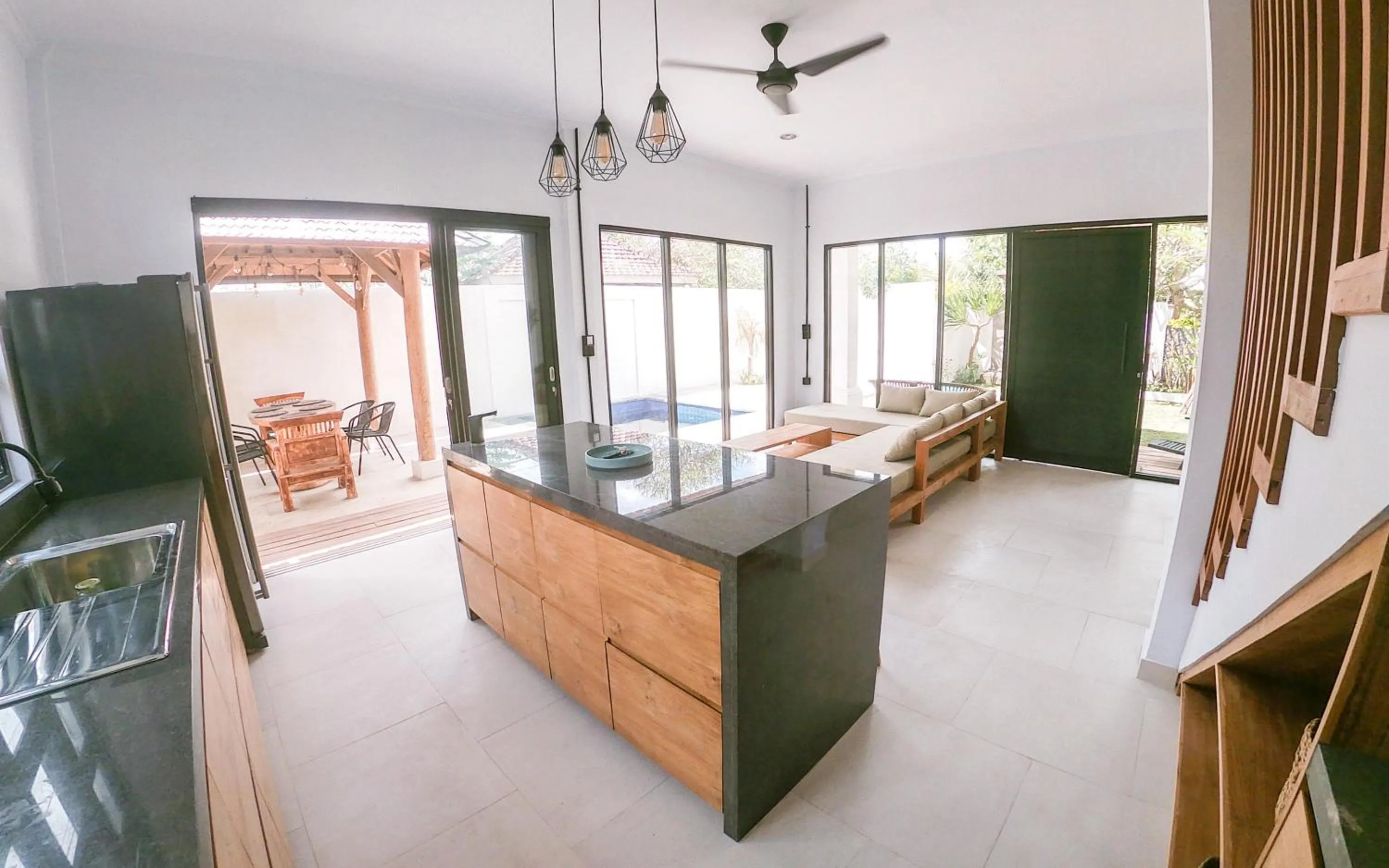 Kitchen or kitchenette in Mangga Wangga Living