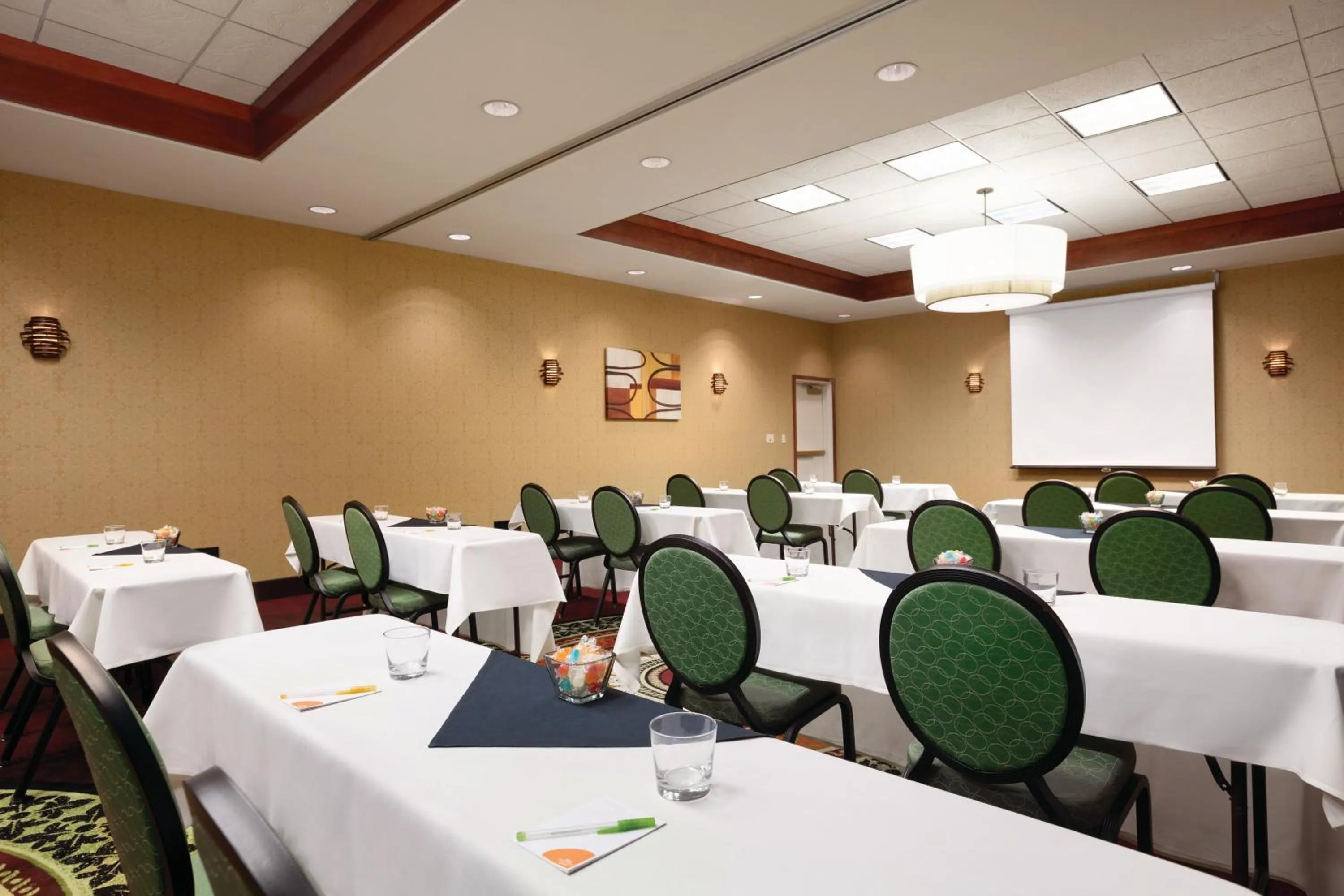 Meeting/conference room in Courtyard Salt Lake City Layton