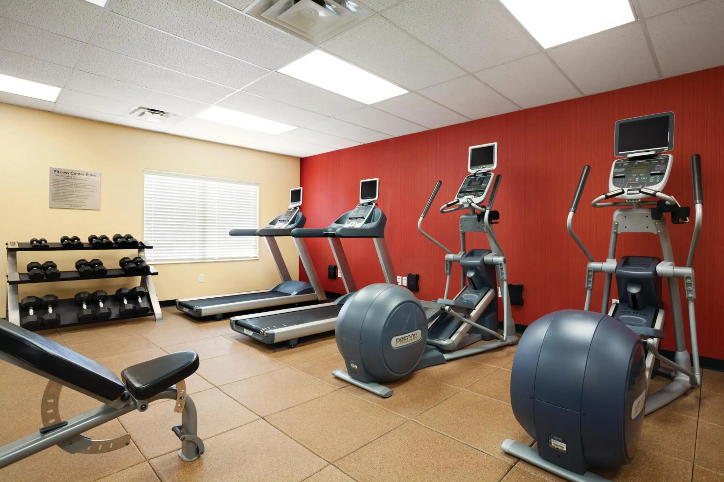 Fitness centre/facilities in Courtyard Salt Lake City Layton
