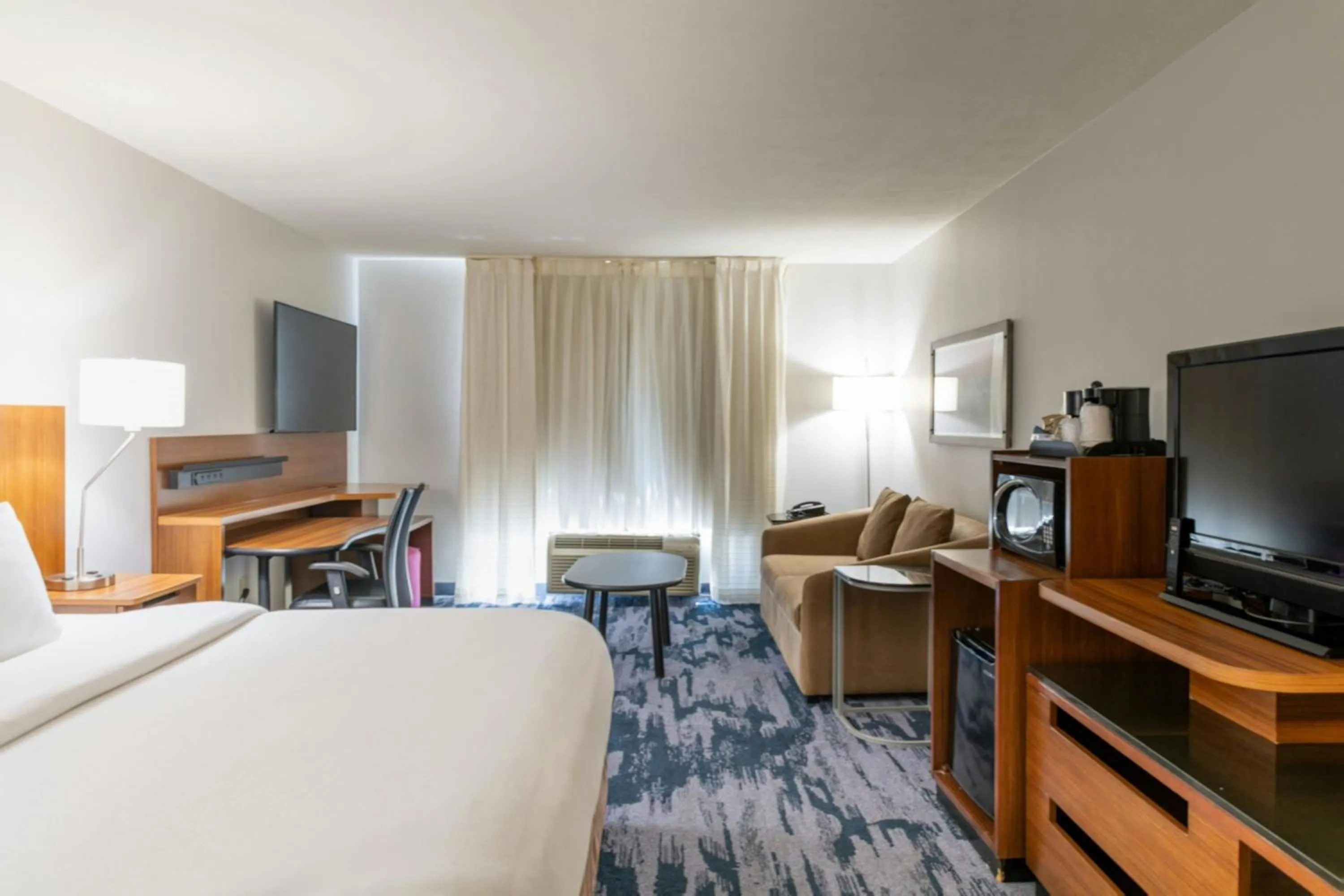 Photo of the whole room, Bed in Fairfield Inn Salt Lake City Layton