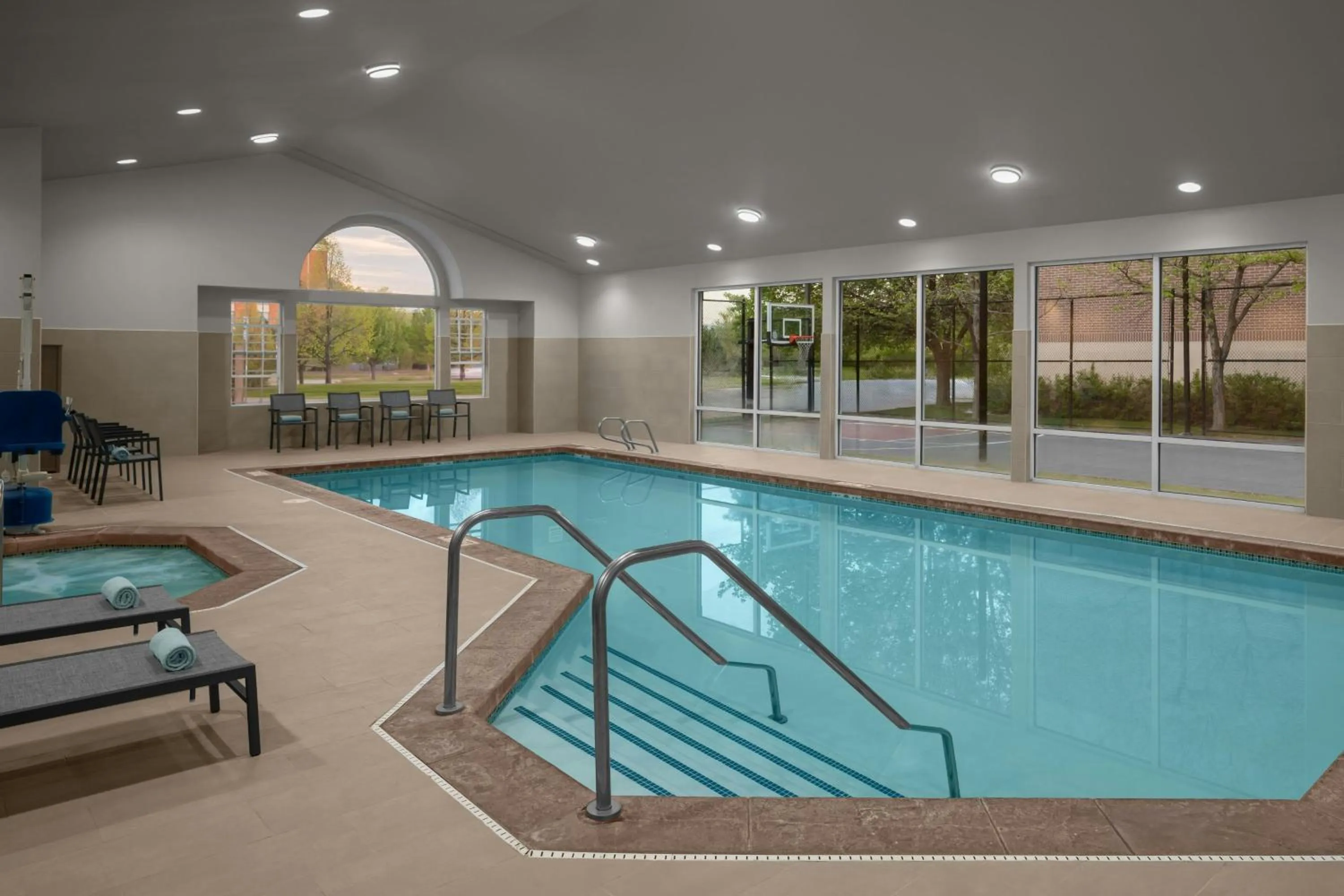 Swimming pool in Residence Inn Salt Lake City Sandy