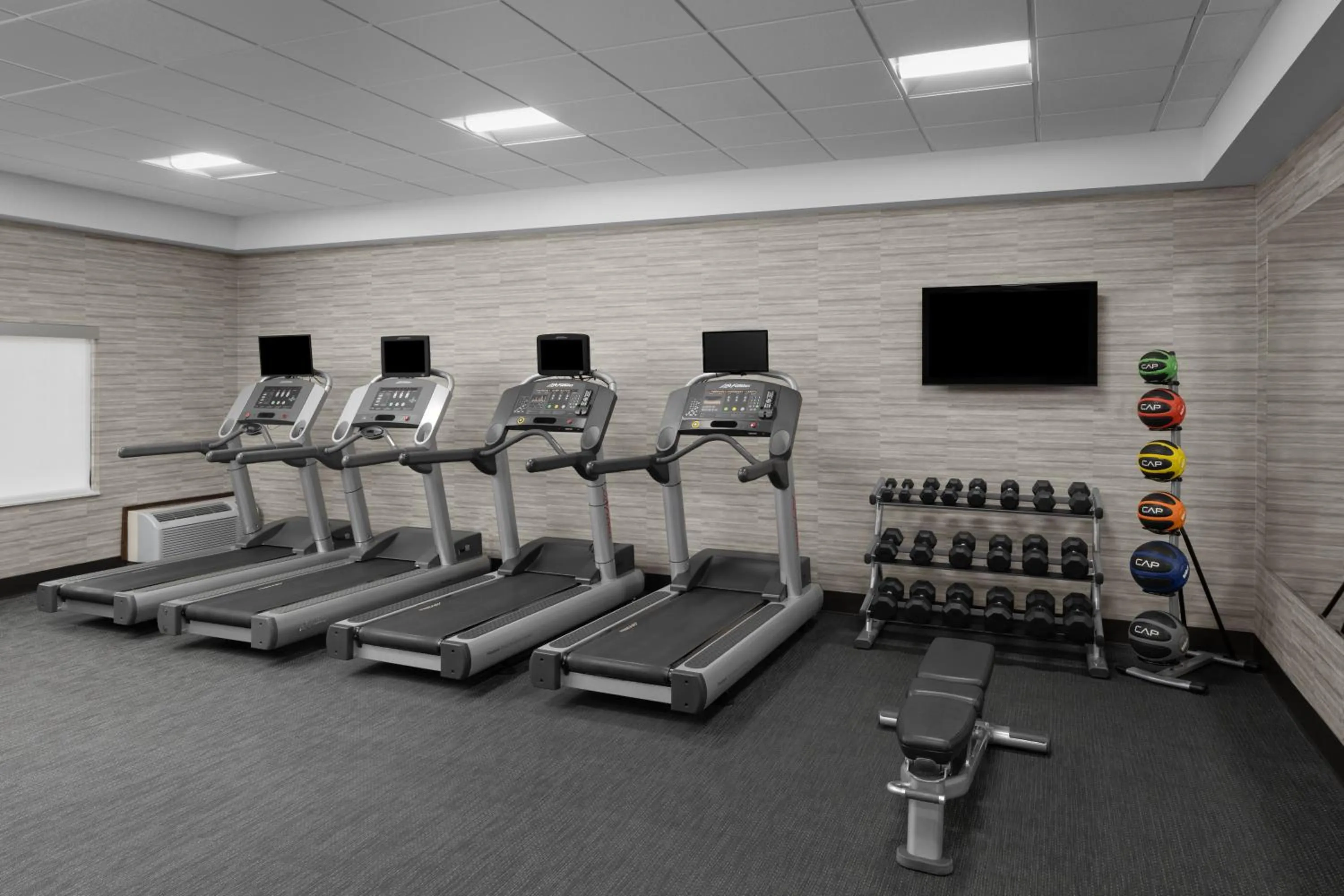 Fitness centre/facilities in Courtyard by Marriott Salt Lake City Sandy