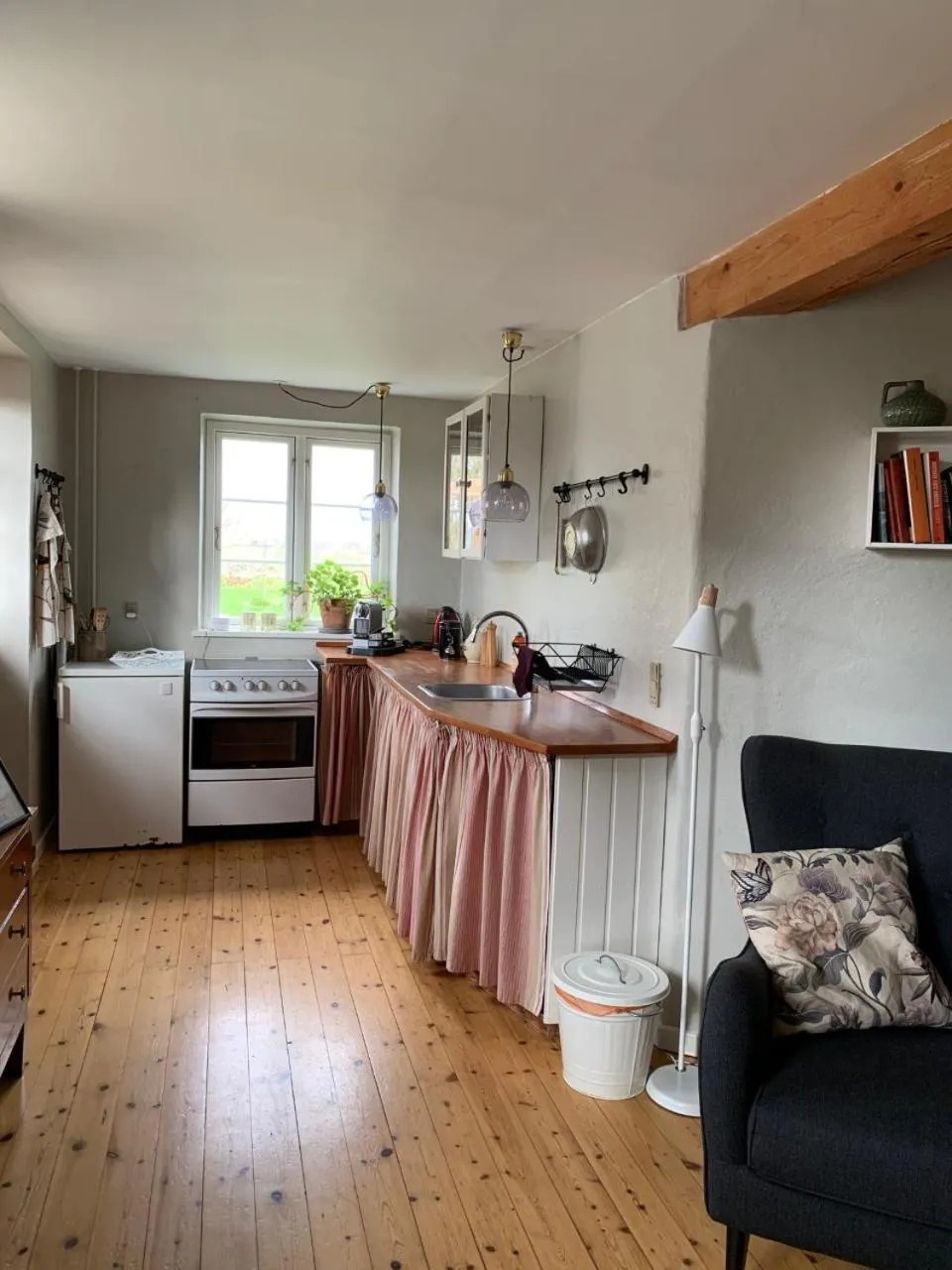 Kitchen or kitchenette in Hørhaven B&B