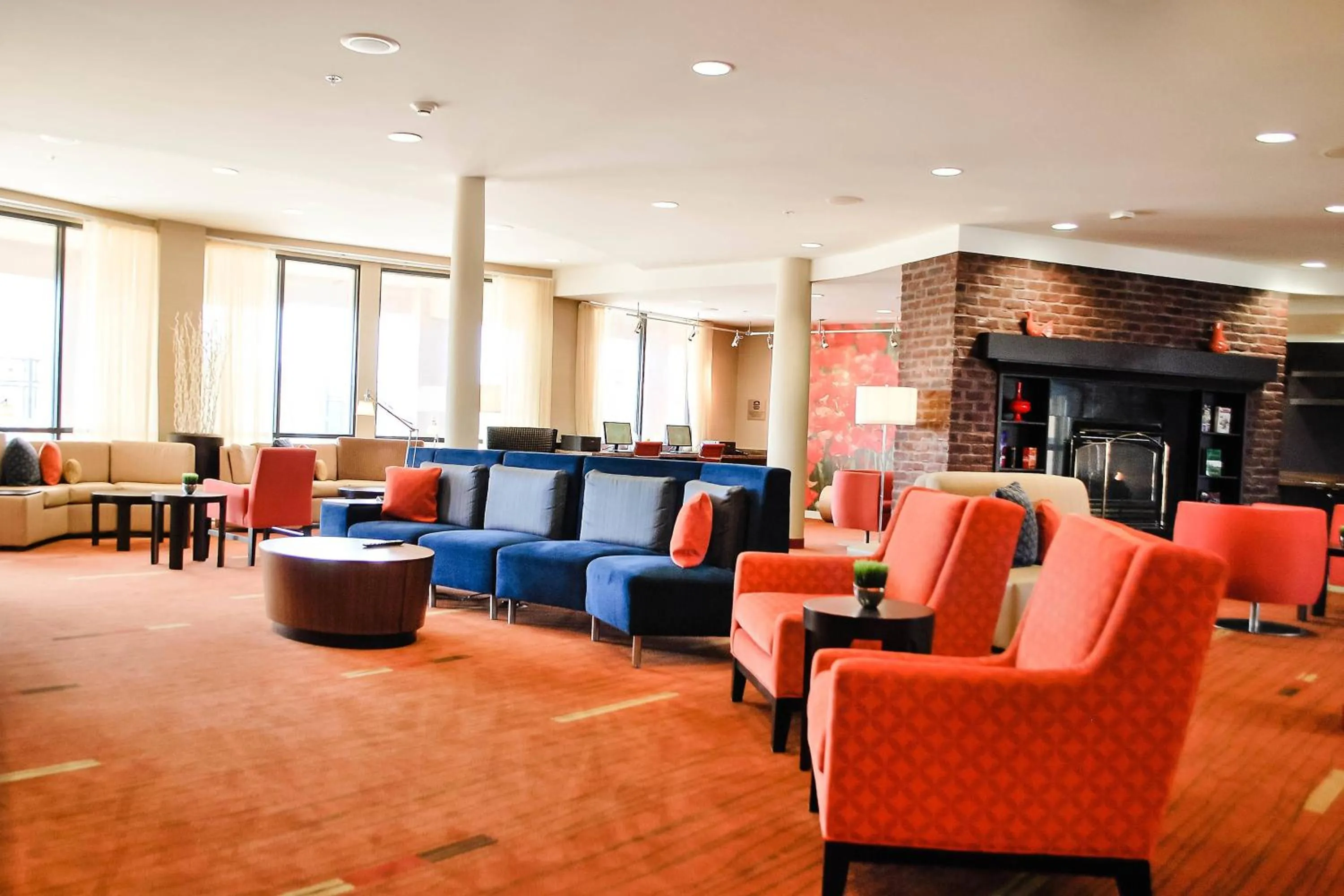 Lobby or reception in Courtyard by Marriott Salina