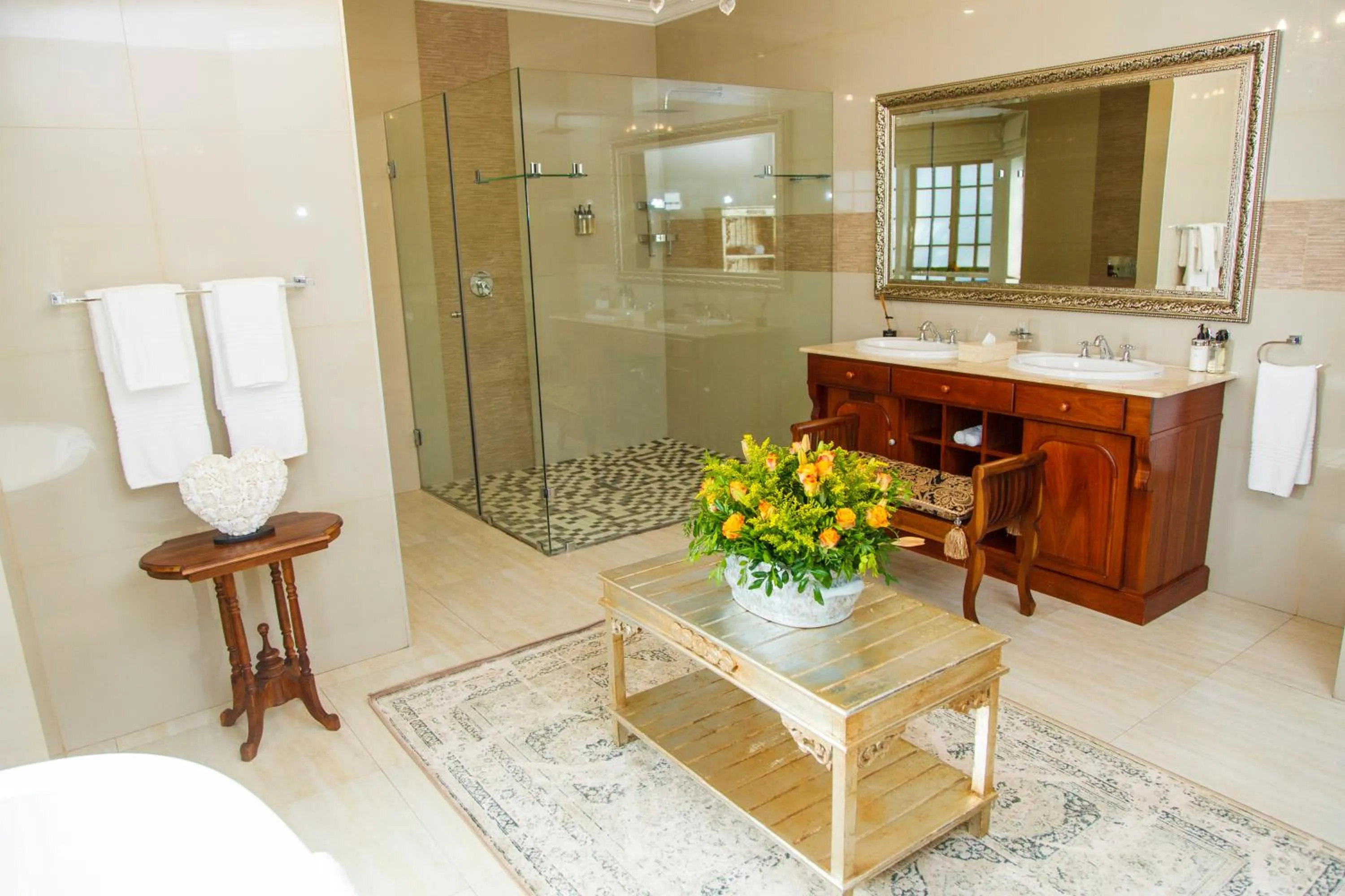 Bathroom in Ivory Manor Boutique Hotel