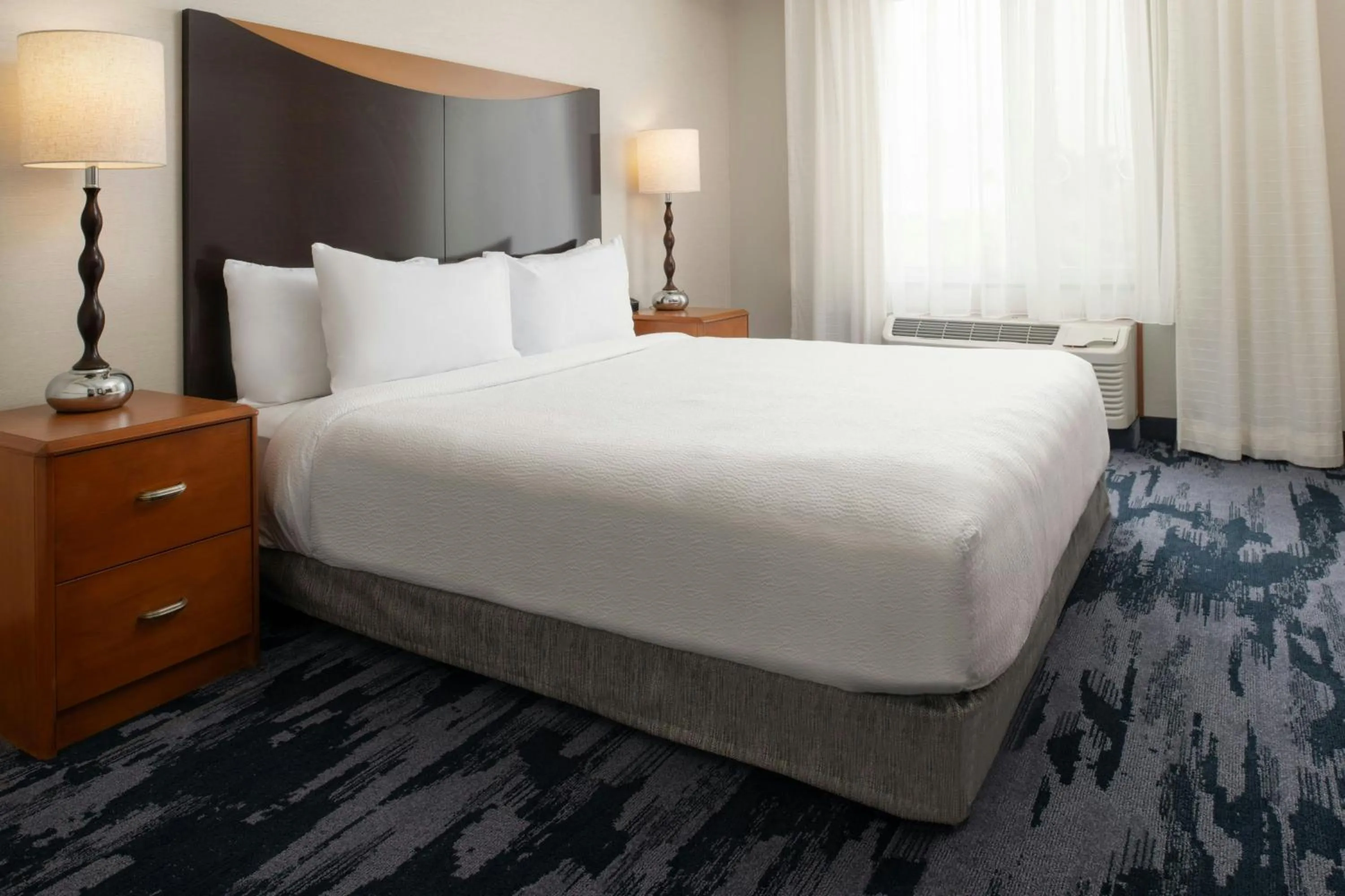 Photo of the whole room, Bed in Fairfield Inn & Suites Santa Maria