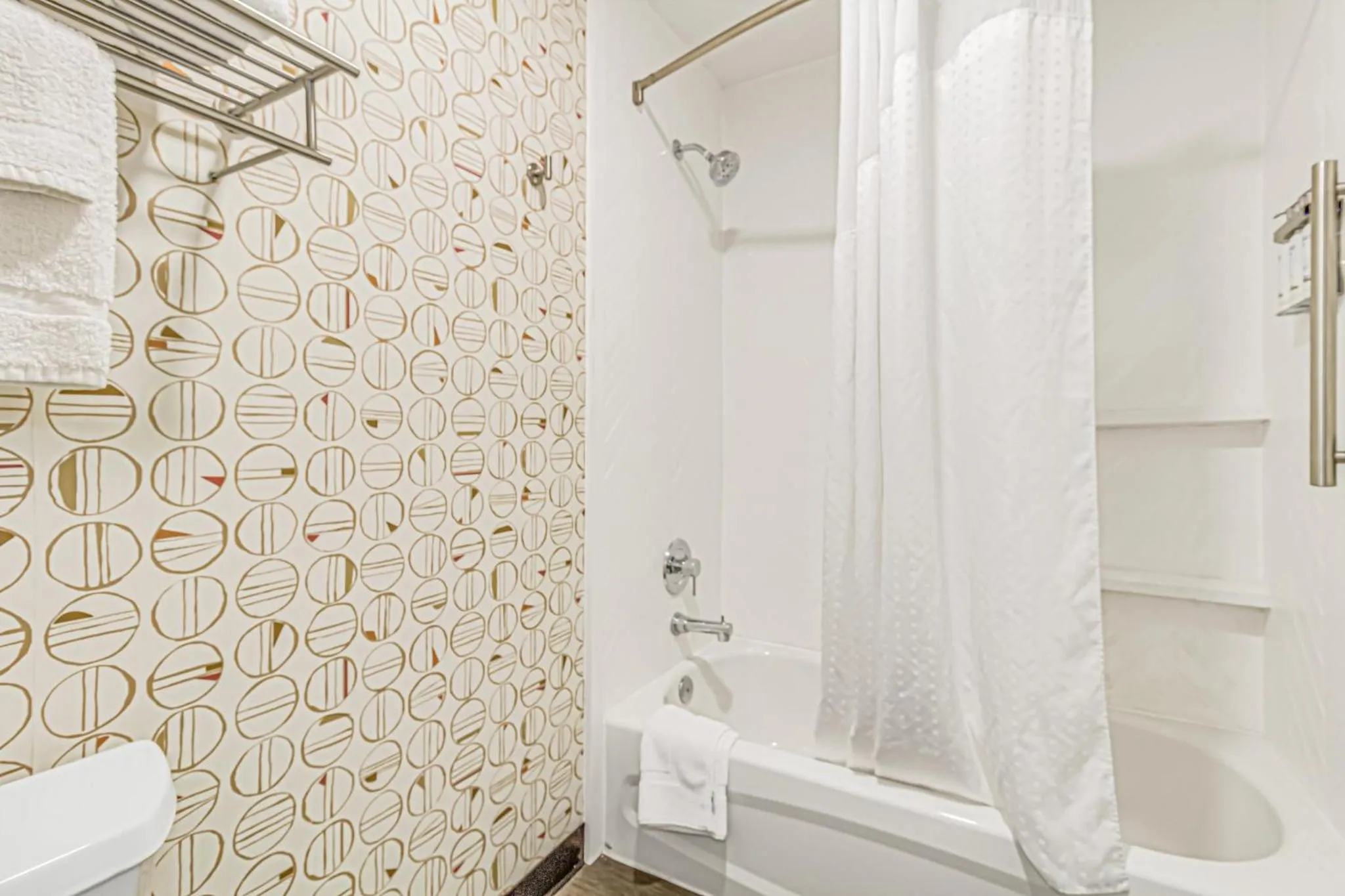 Bathroom in Holiday Inn Spartanburg Northwest