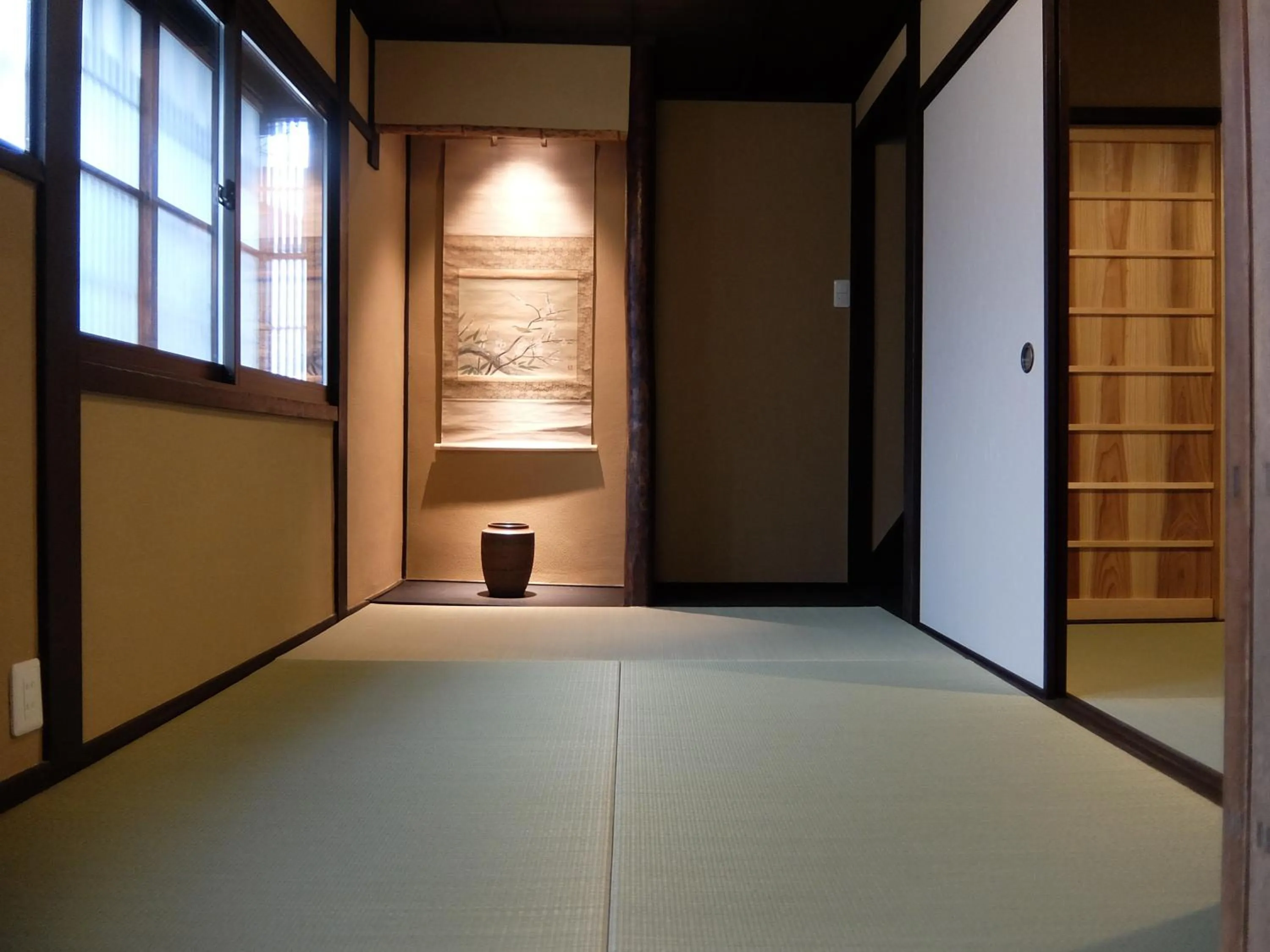 Facade/entrance in Reikaku Kiyomizu Gojo