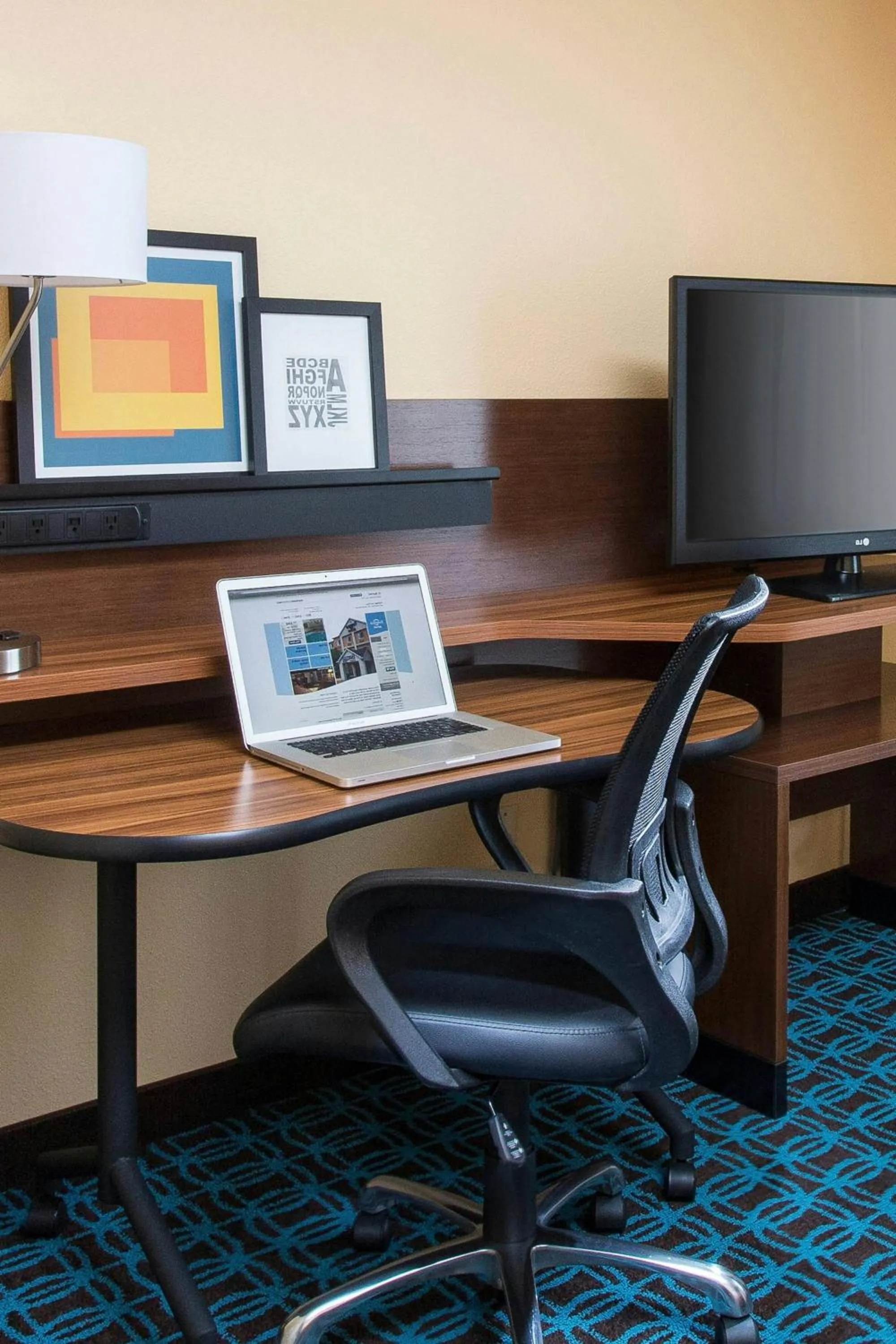 Photo of the whole room in Fairfield Inn & Suites Peru