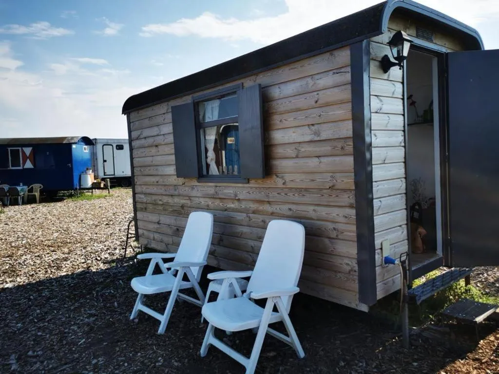 B&B boerderij rust, in pipowagens!