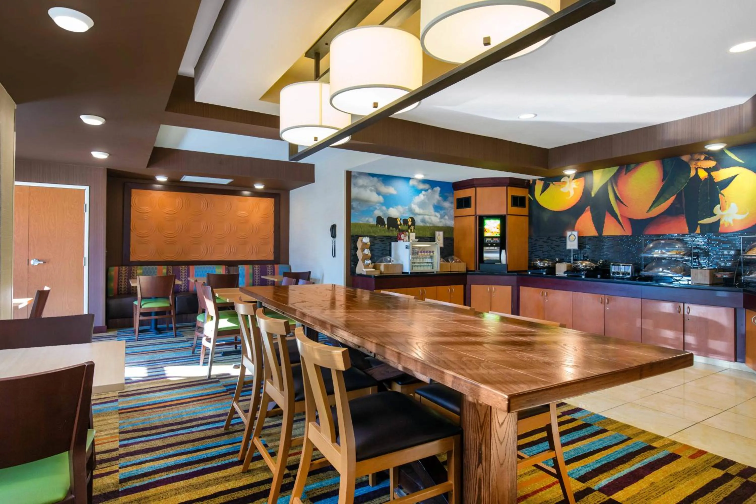 Seating area in Fairfield Inn & Suites St. Cloud