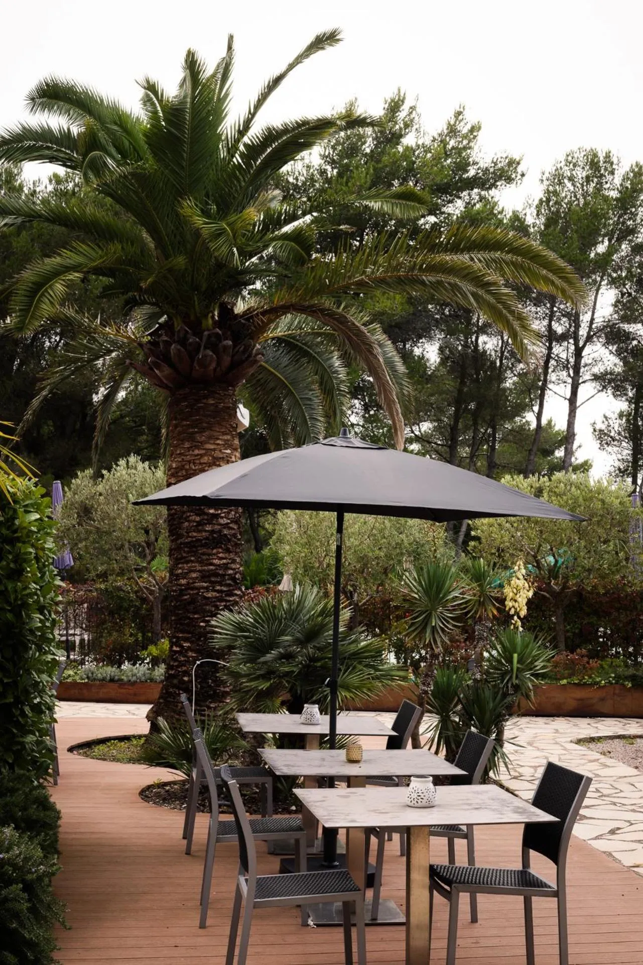 Patio in Hôtel Eze Hermitage