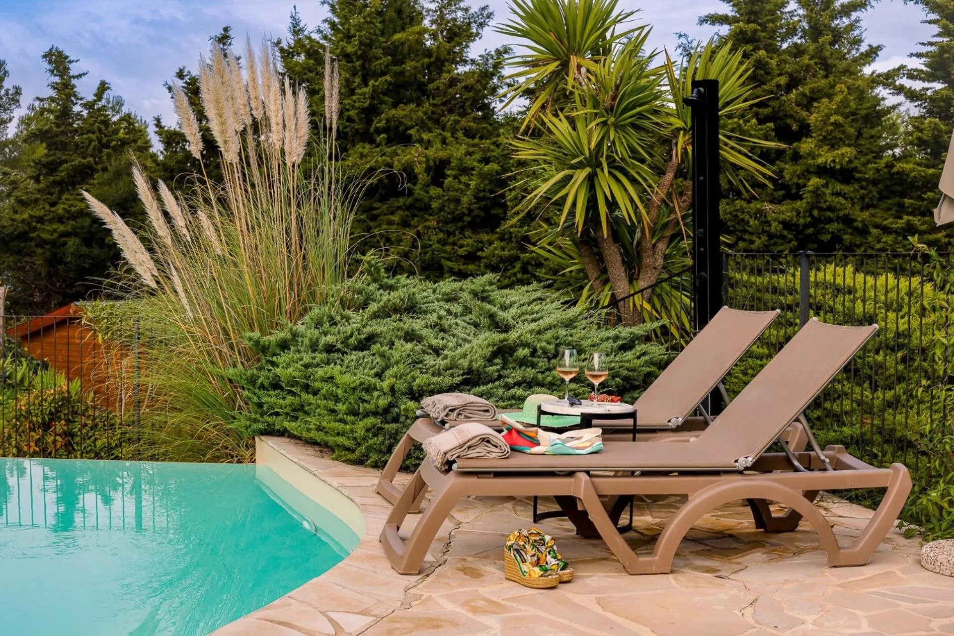 Swimming pool in Hôtel Eze Hermitage