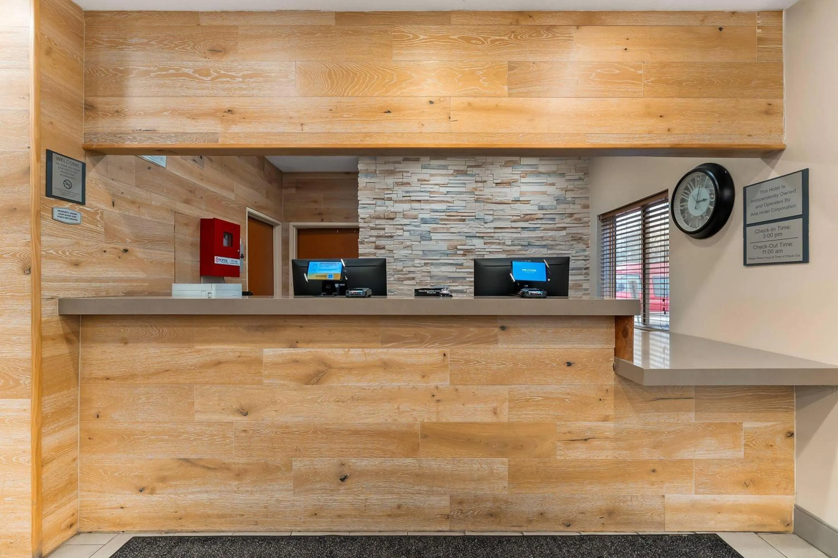 Lobby or reception in Country Inn & Suites by Radisson, Fairview Heights, IL