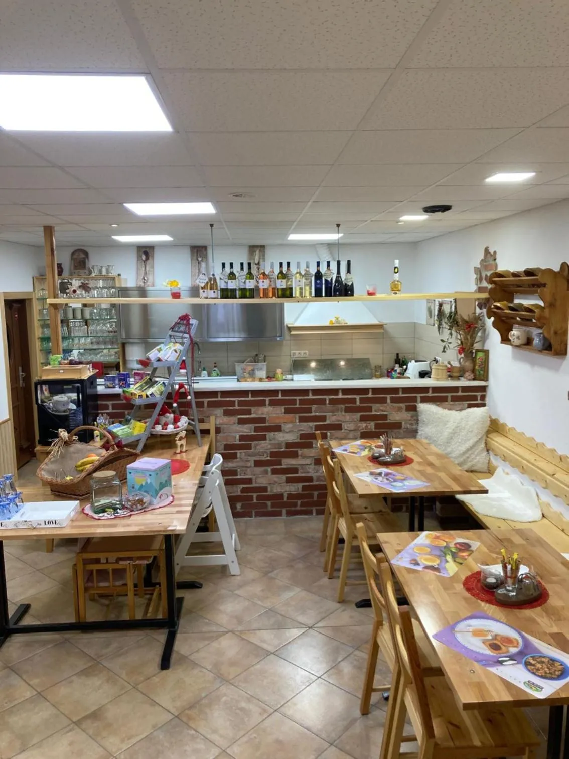 Breakfast in Aparthotel Pr' Jakapč'