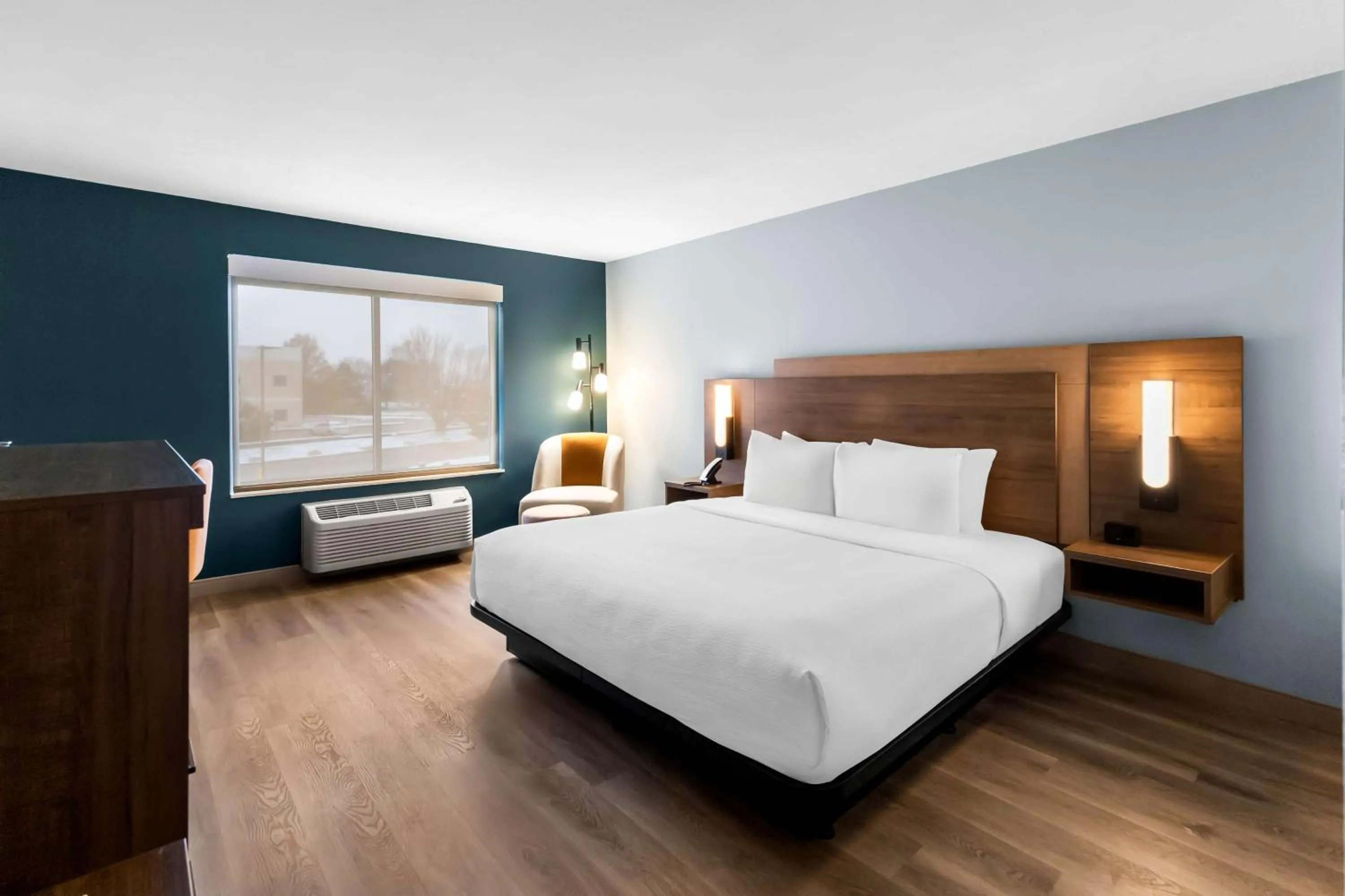 Bedroom, Bed in Best Western Plus Fenton