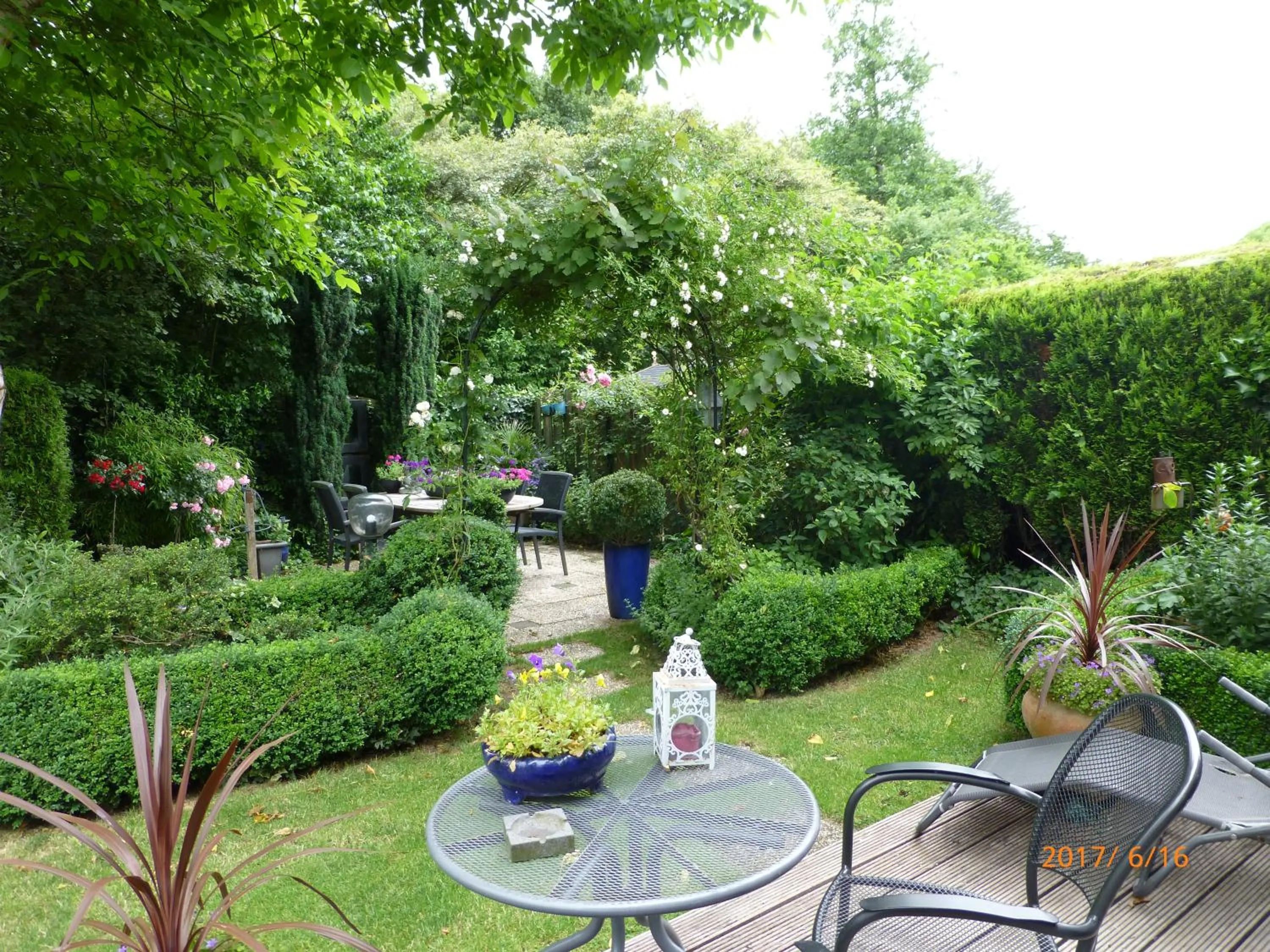 Garden in Wiersse 68