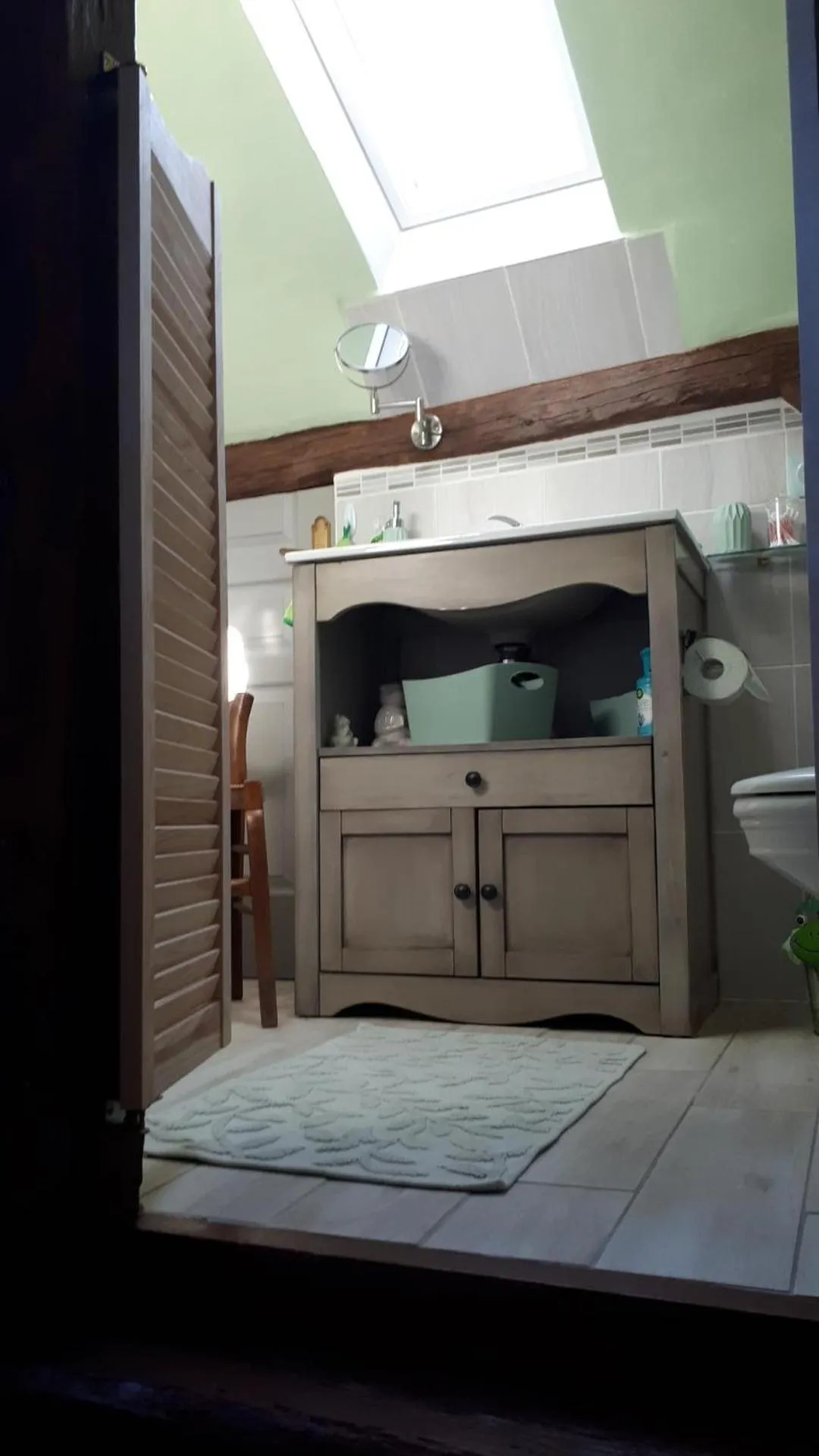 Toilet in La CRAPOUNETTE