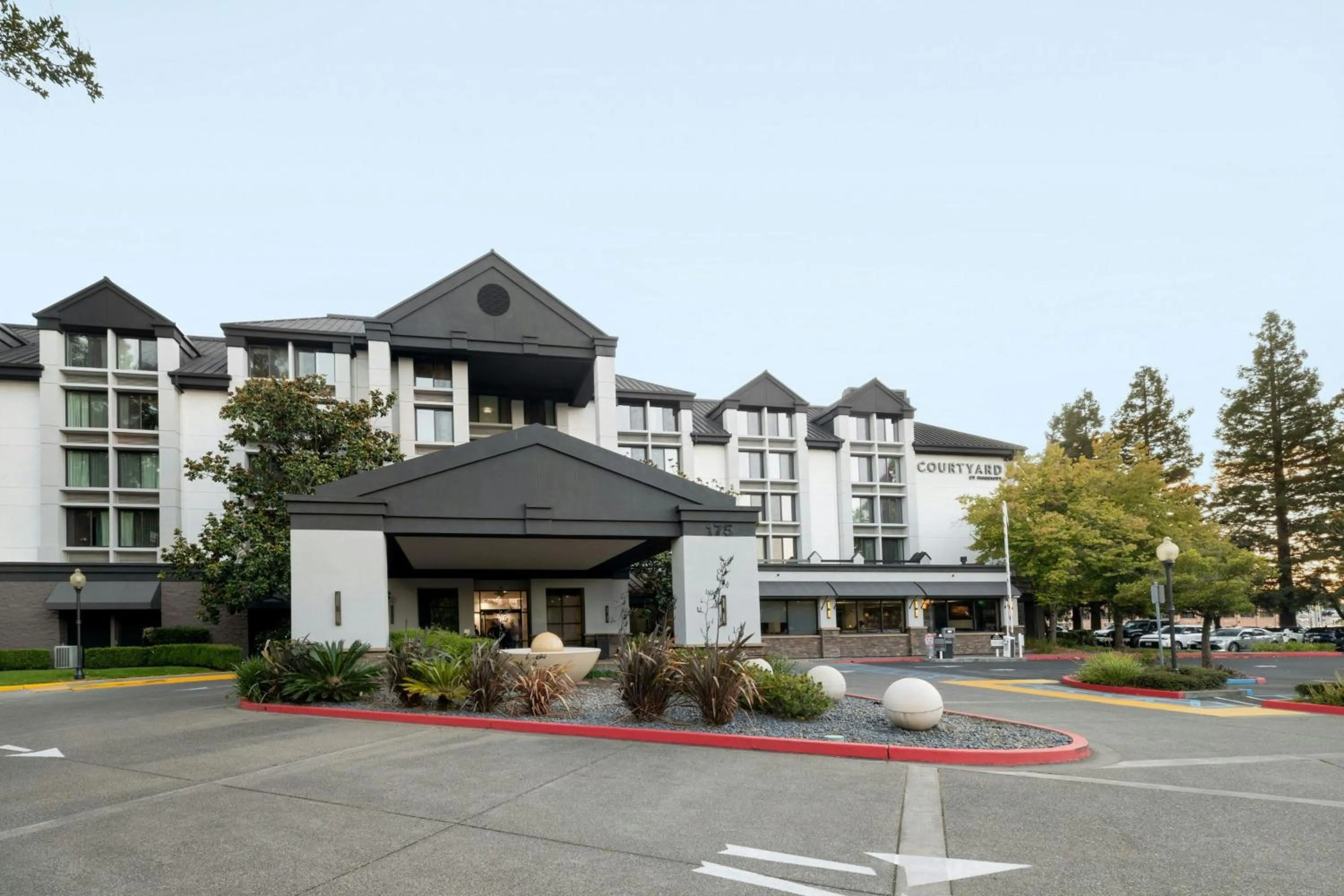 Property building in Courtyard by Marriott Santa Rosa