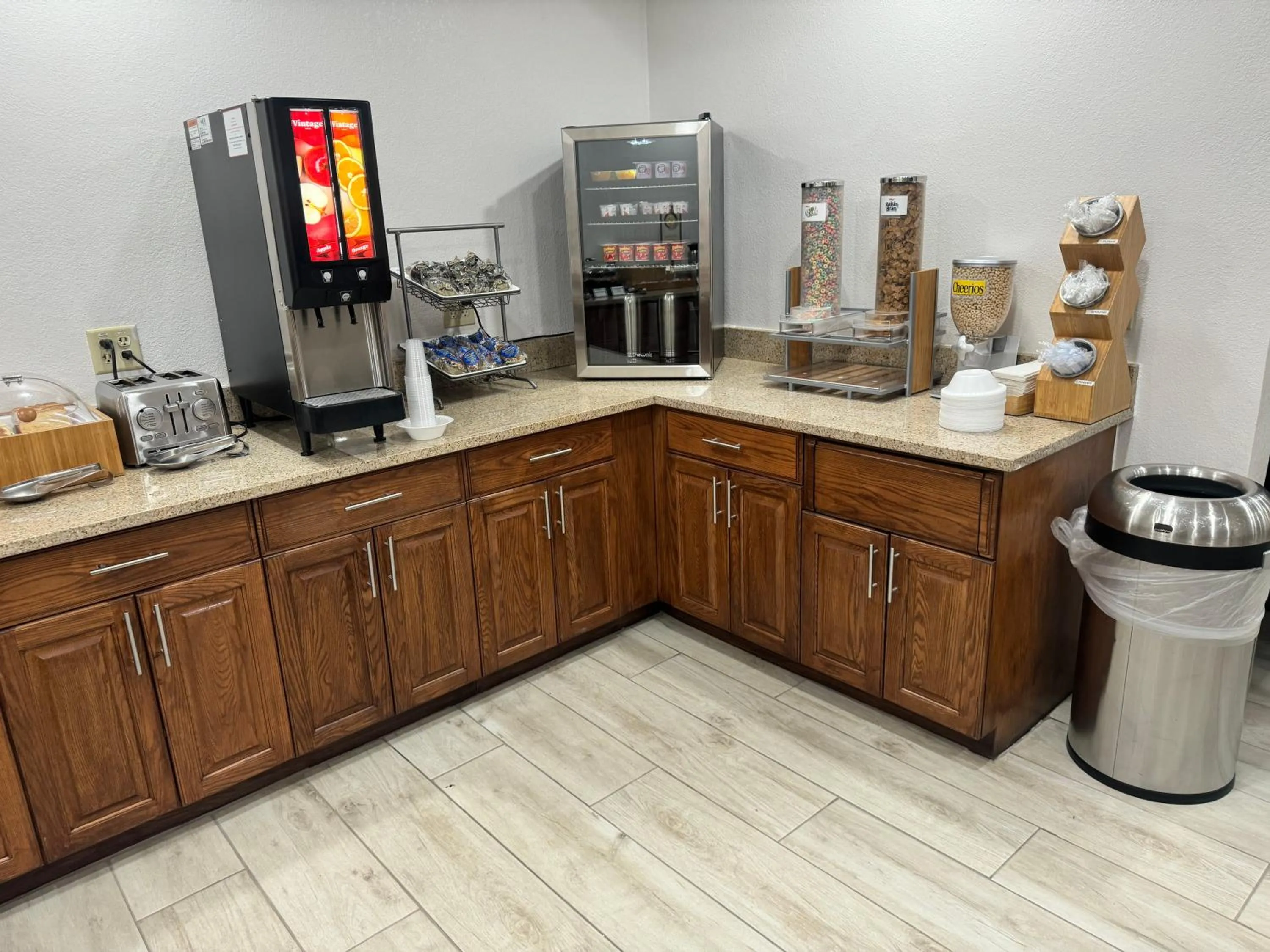 Breakfast in Wingate by Wyndham Sioux City