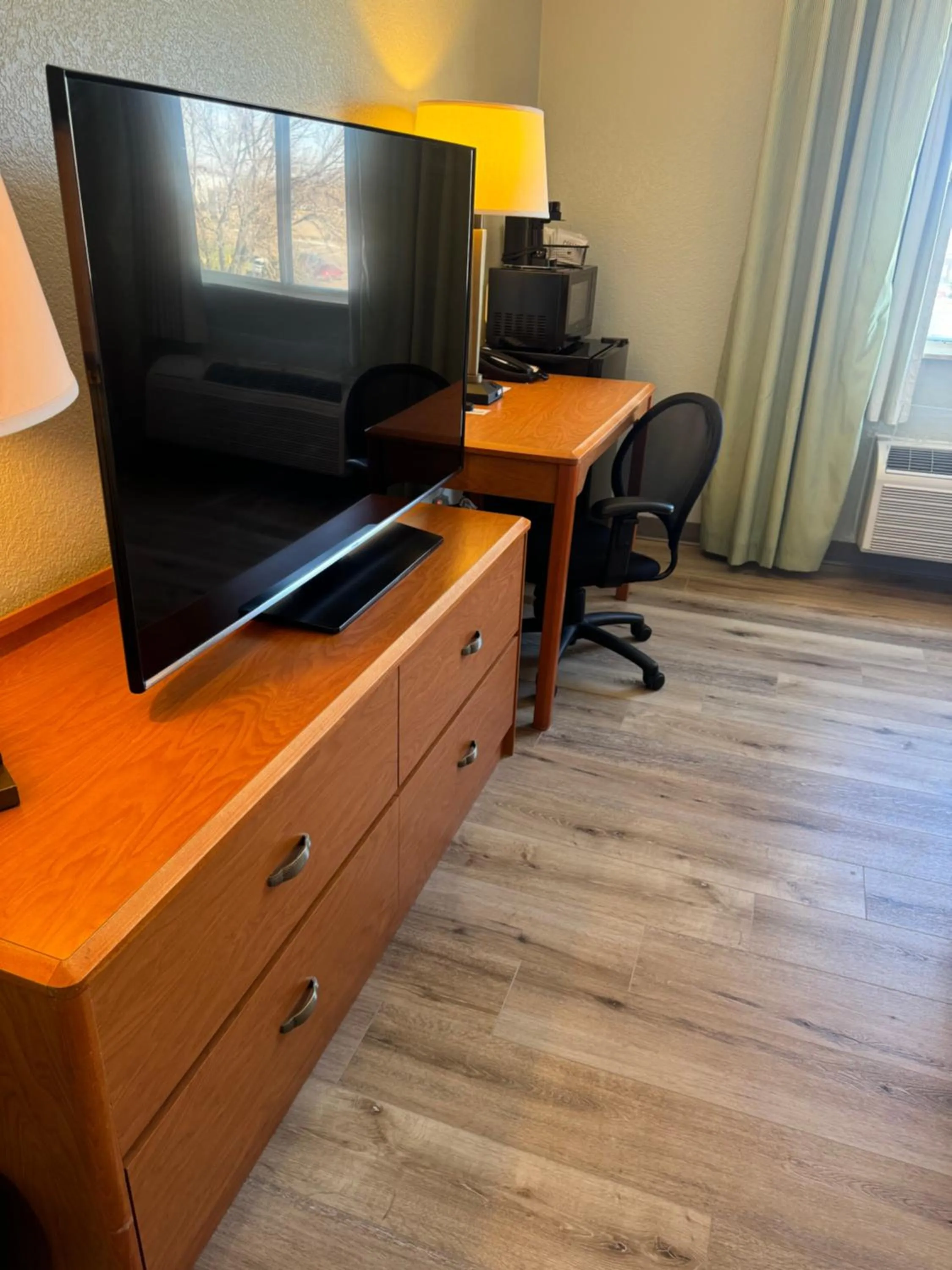 TV and multimedia in Wingate by Wyndham Sioux City