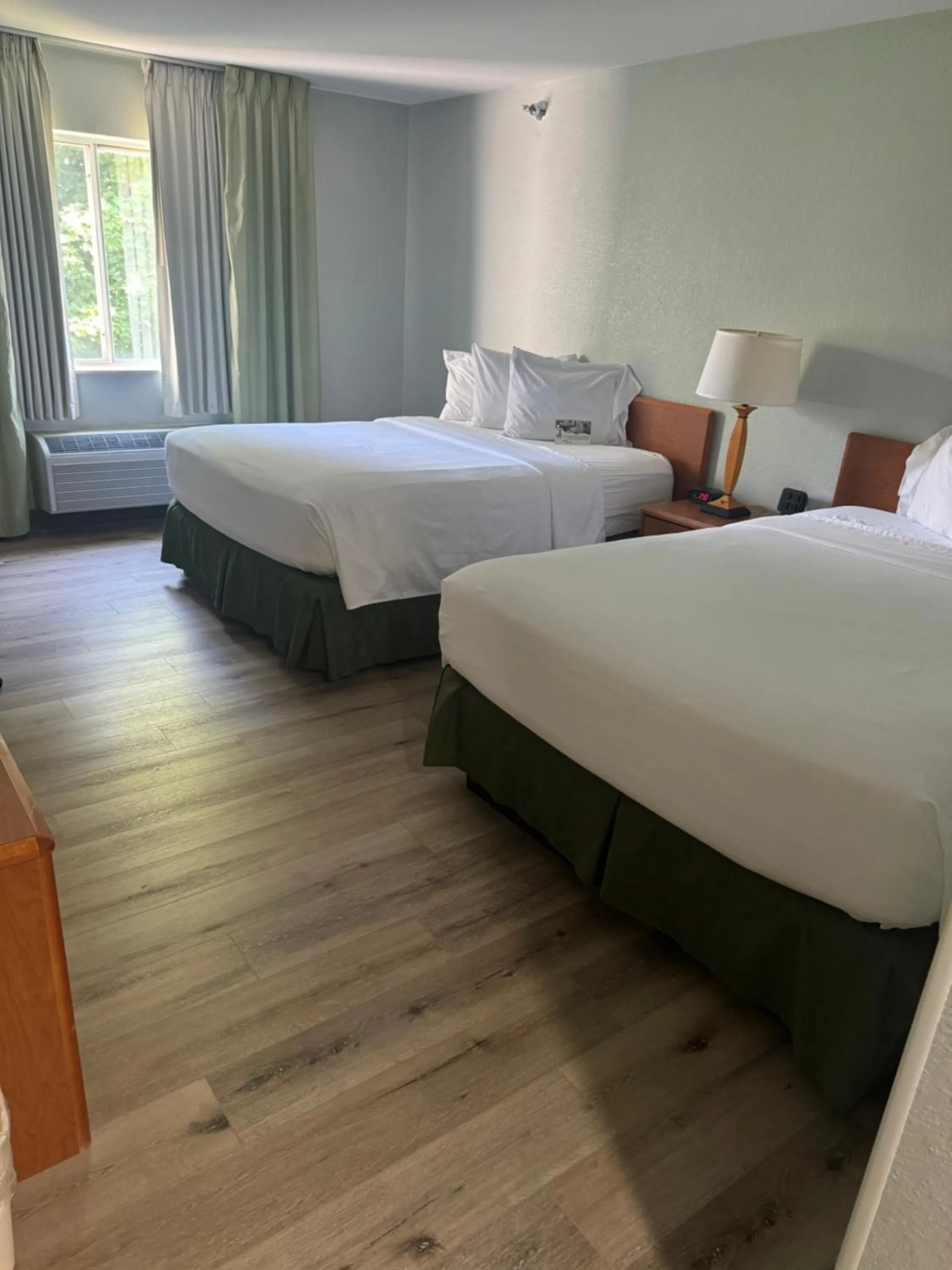 Bed in Wingate by Wyndham Sioux City