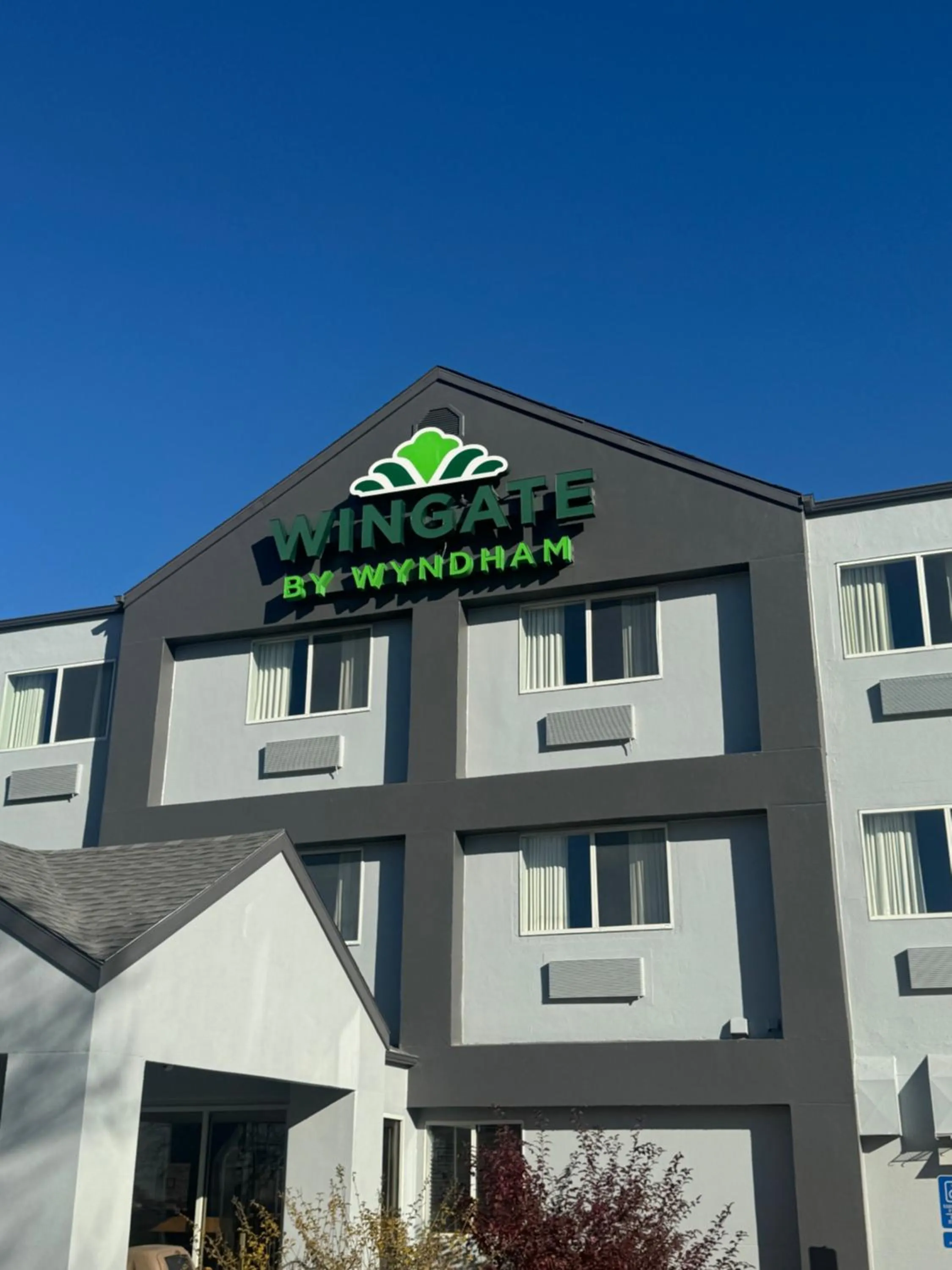 Facade/entrance in Wingate by Wyndham Sioux City