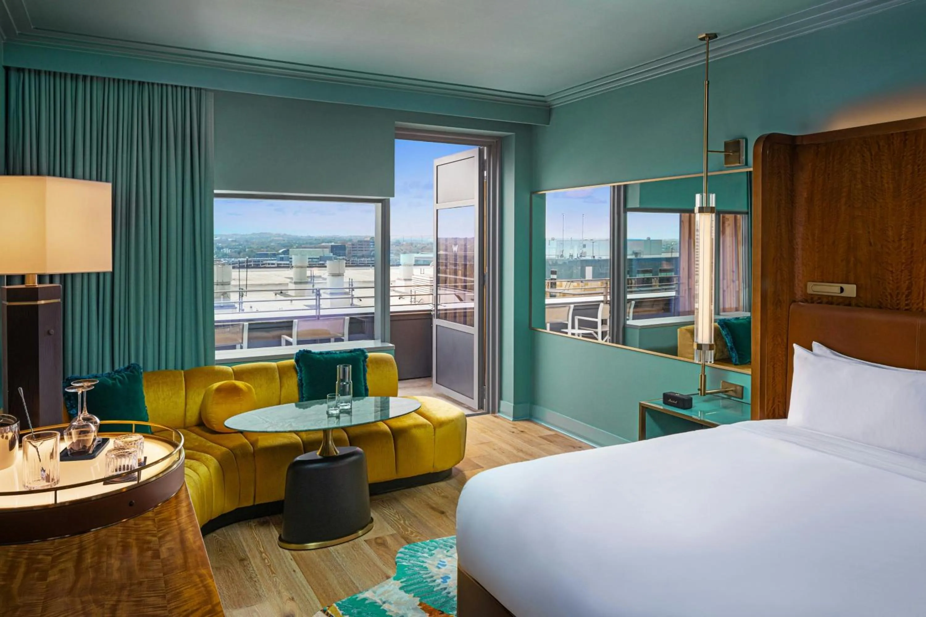 Photo of the whole room, Bed in W Austin