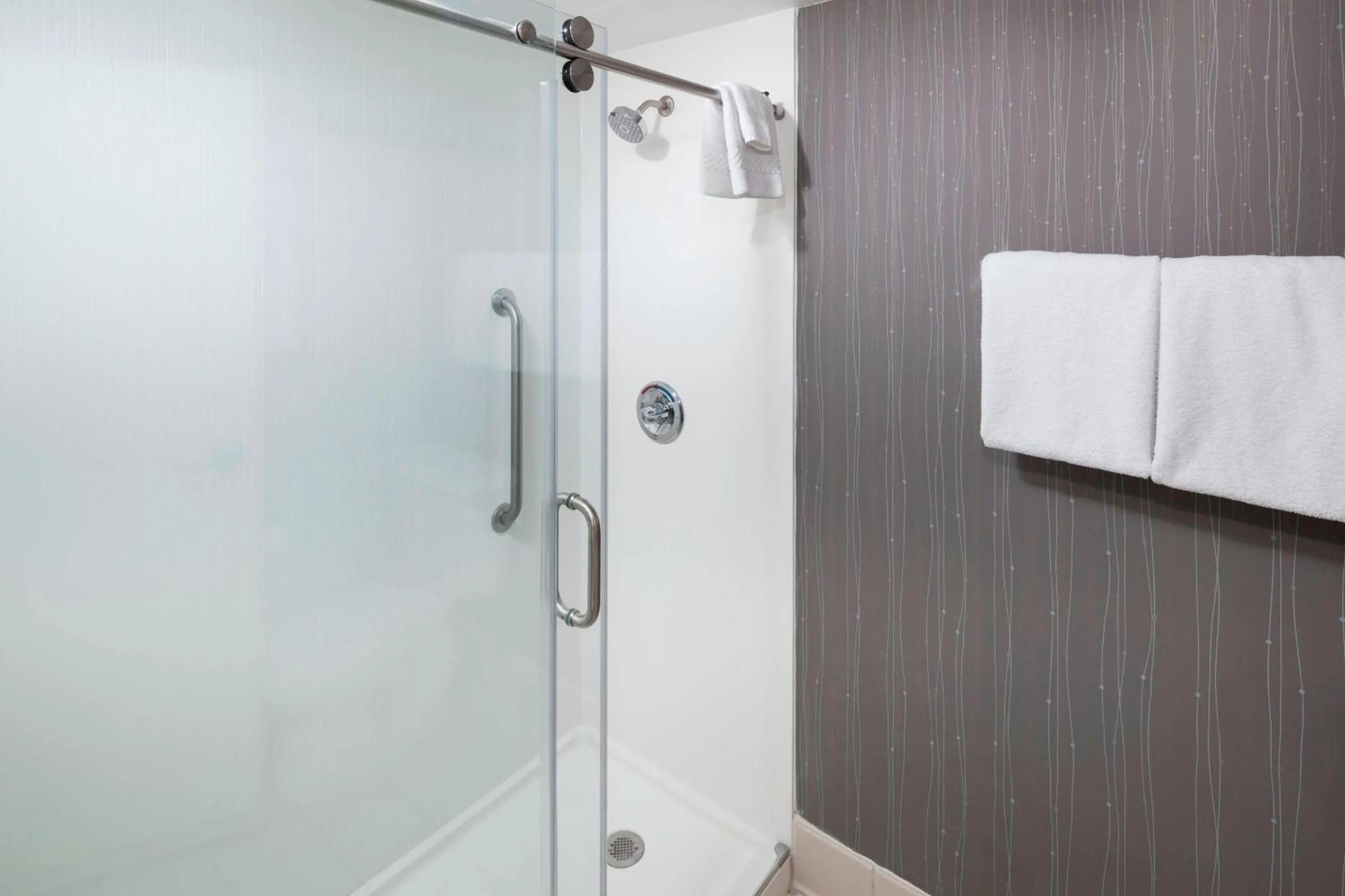 Bathroom in Courtyard Tuscaloosa