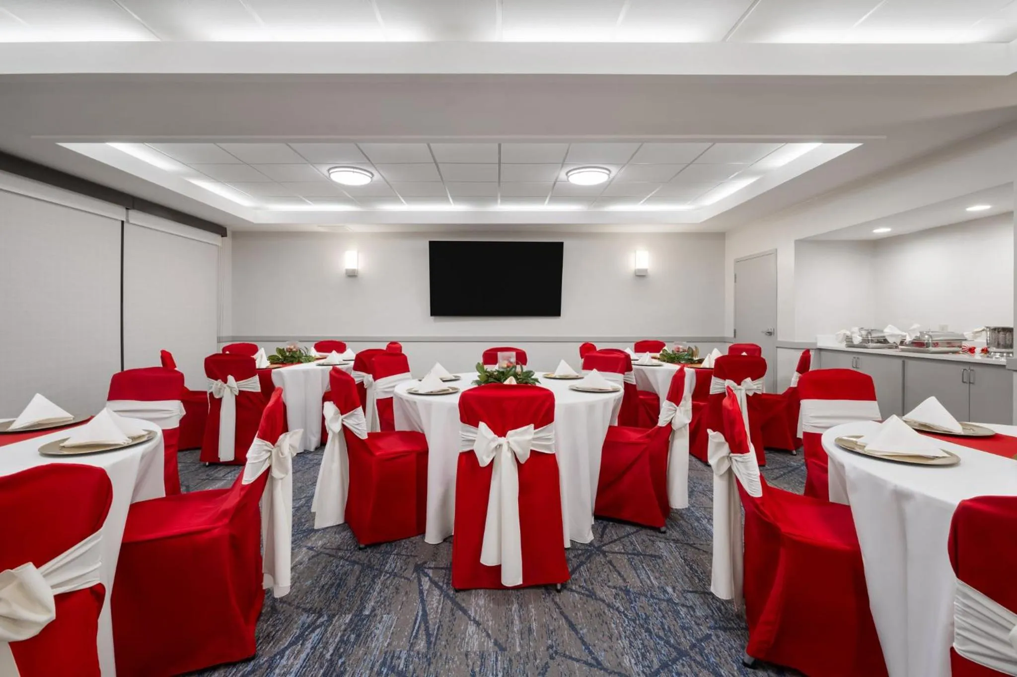 Meeting/conference room in Holiday Inn Express Tifton by IHG