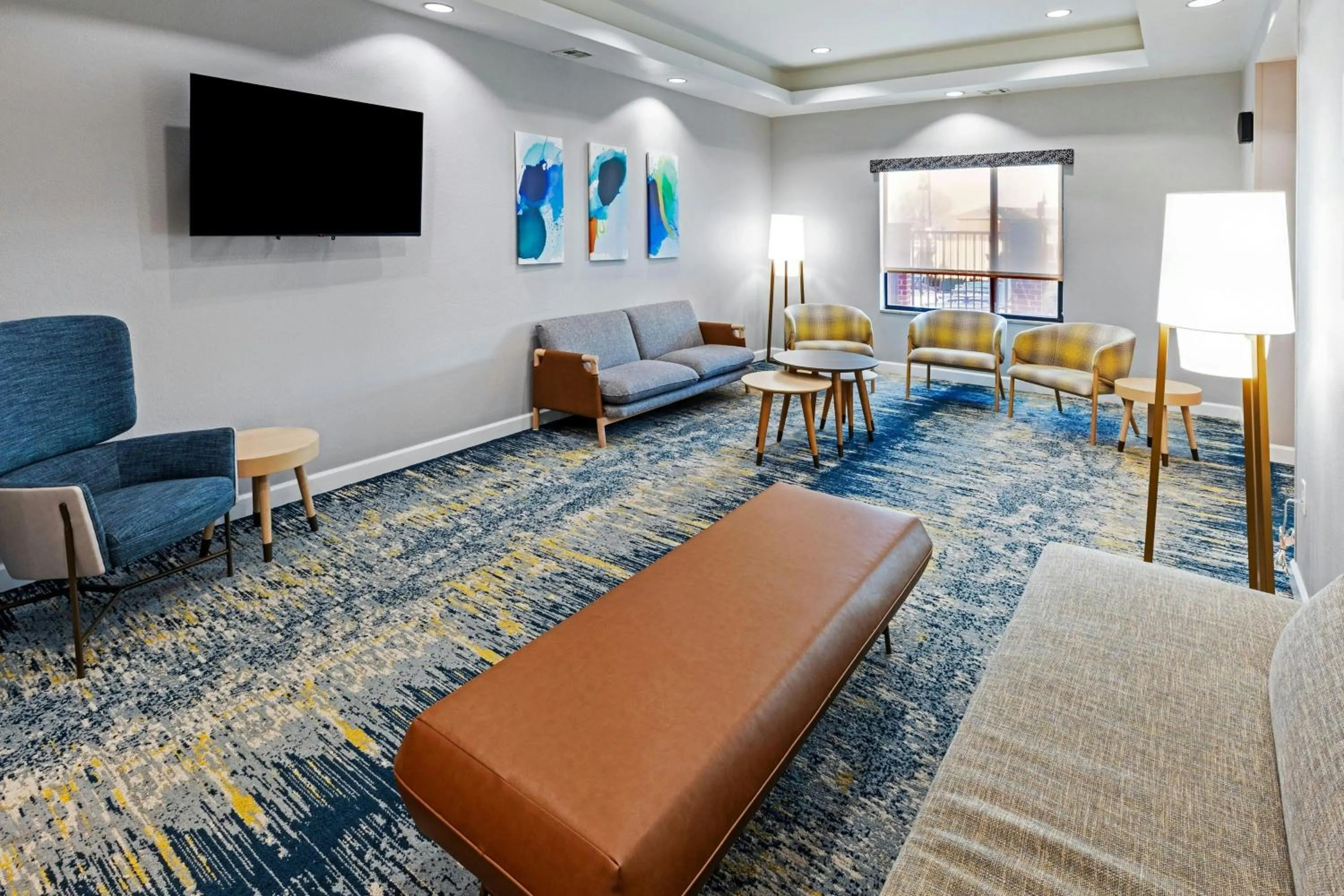 Lobby or reception in TownePlace Suites by Marriott Tulsa Broken Arrow