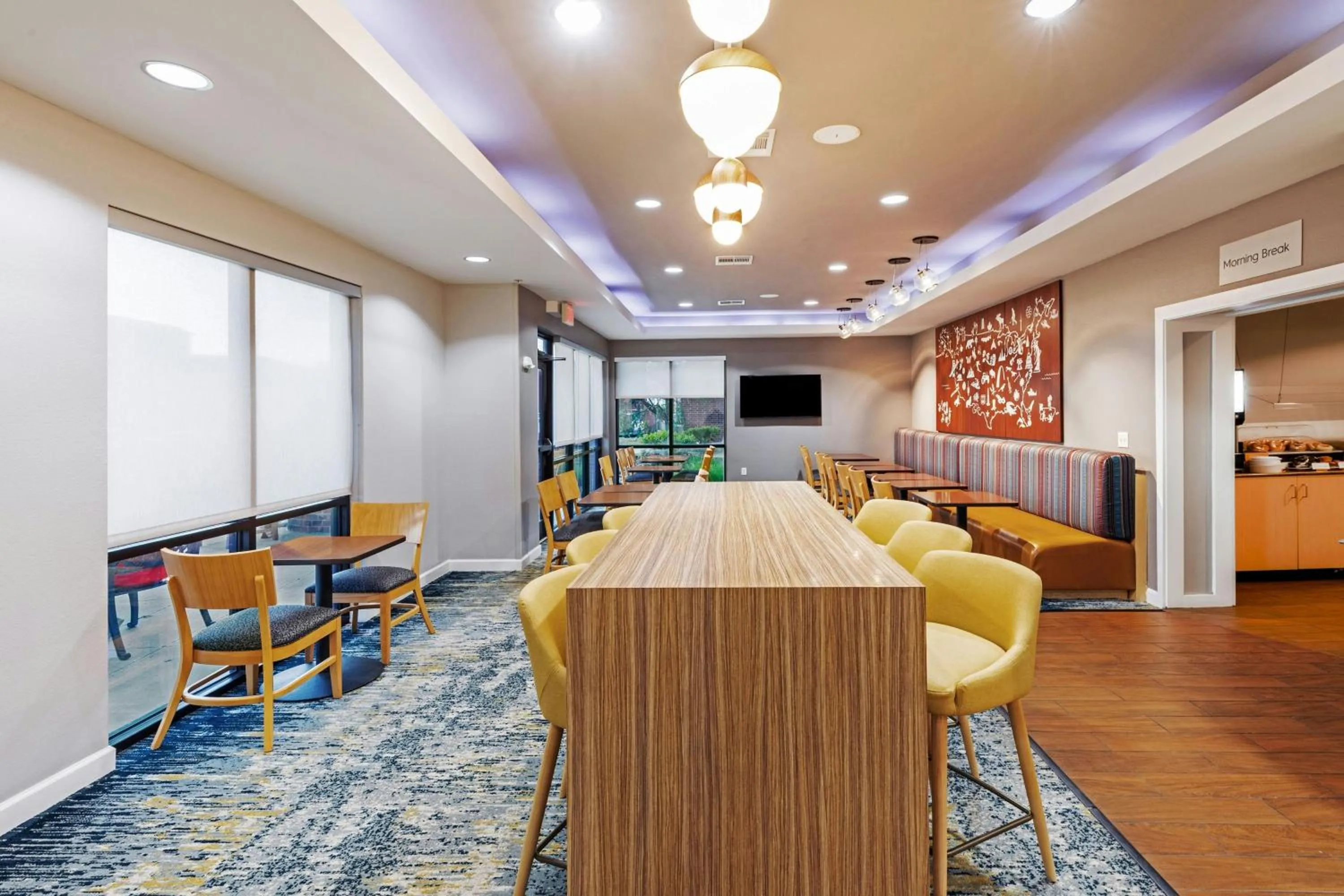 Restaurant/places to eat in TownePlace Suites by Marriott Tulsa Broken Arrow