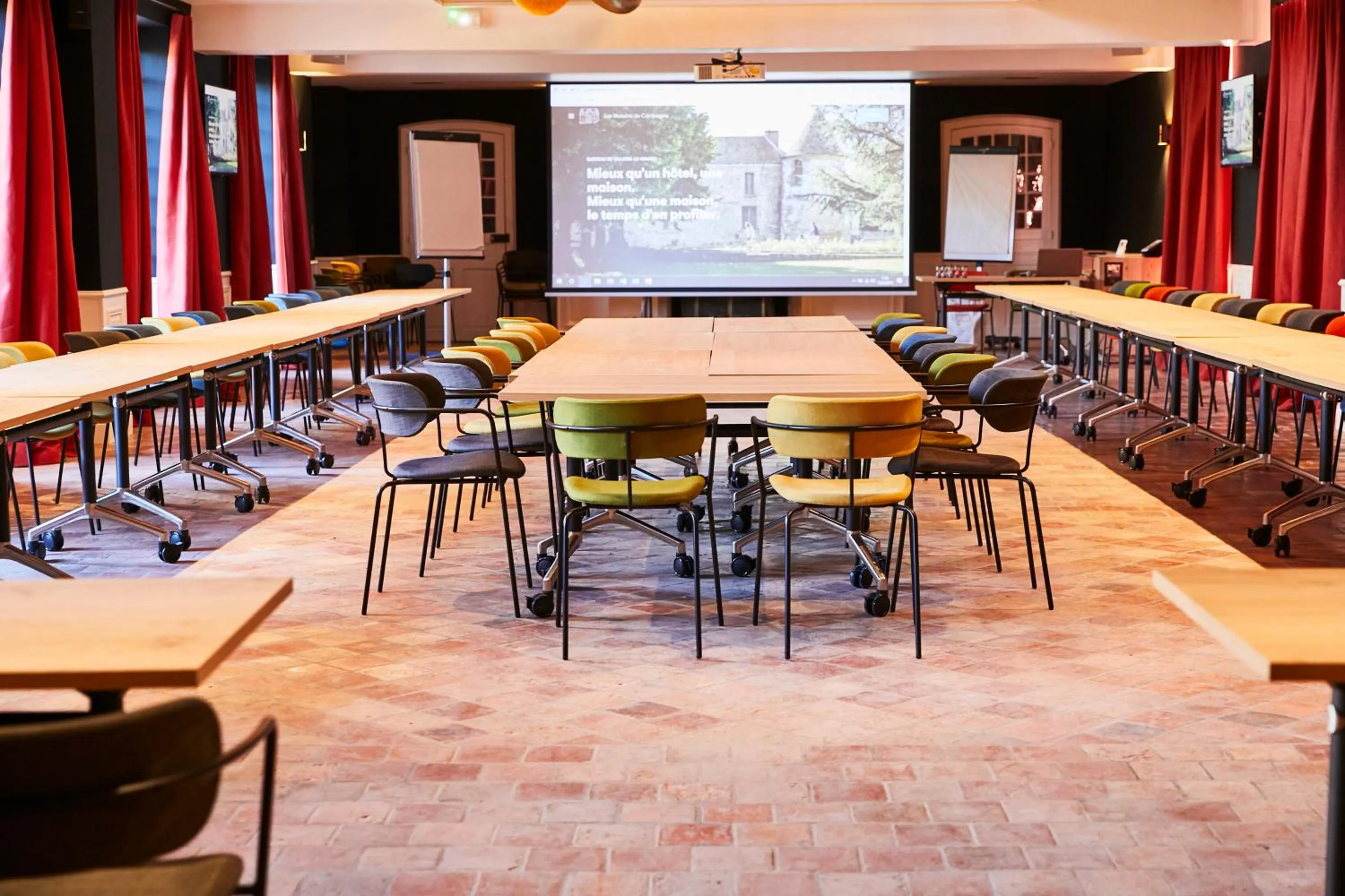Meeting/conference room in Château De Villiers-Le-Mahieu