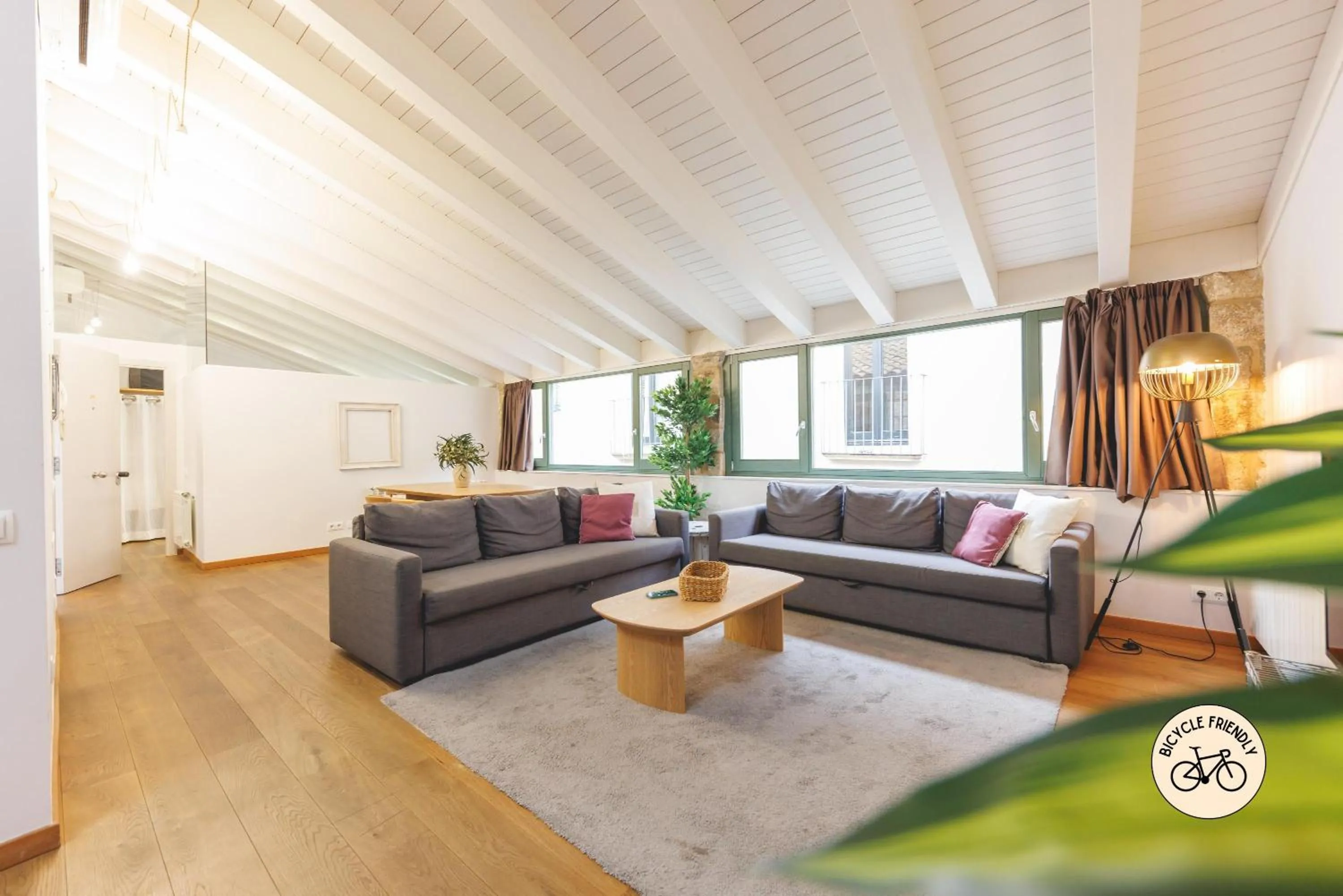 Bravissimo Força 17, Barri Vell apartments