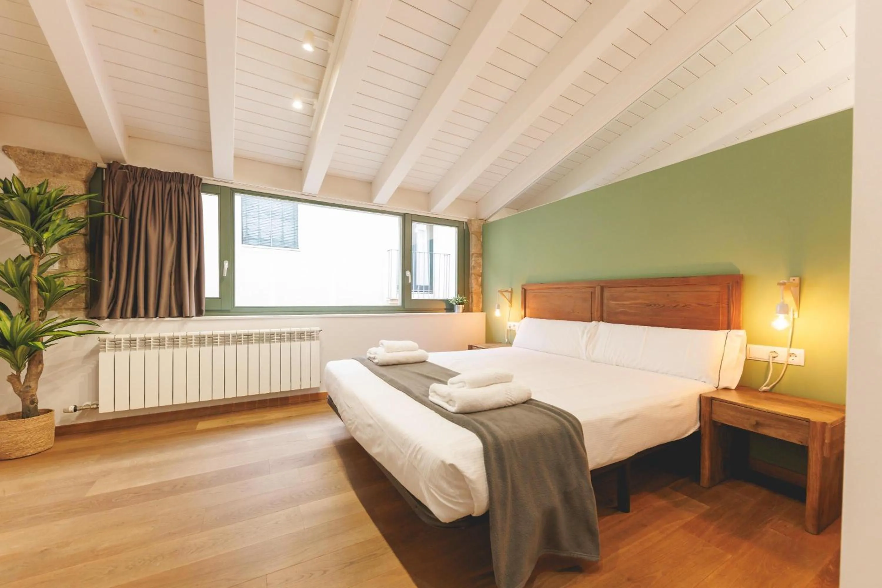 Bravissimo Força 17, Barri Vell apartments