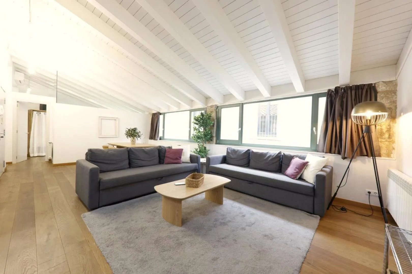 Bravissimo Força 17, Barri Vell apartments