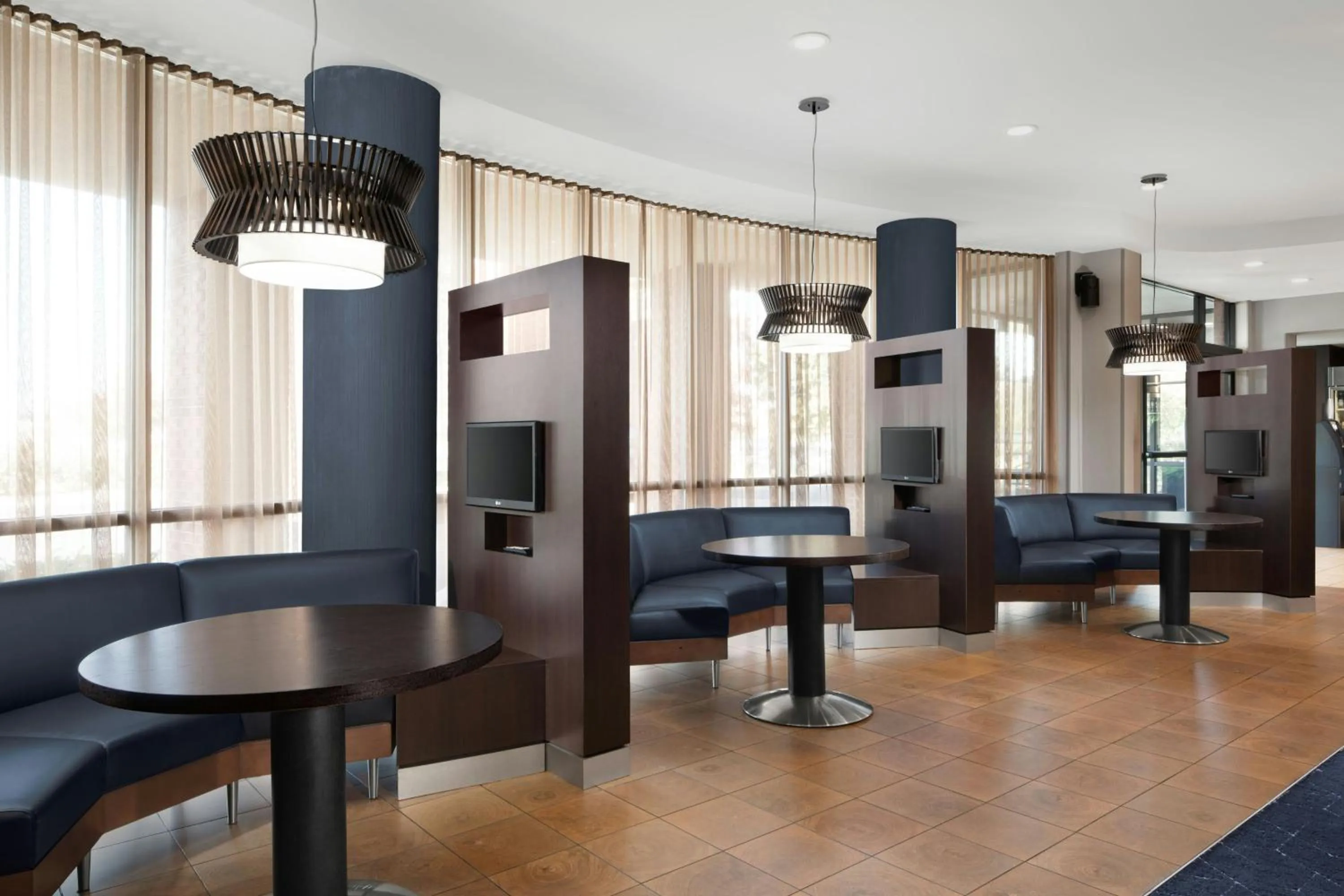 Lobby or reception in Courtyard by Marriott Knoxville Airport Alcoa