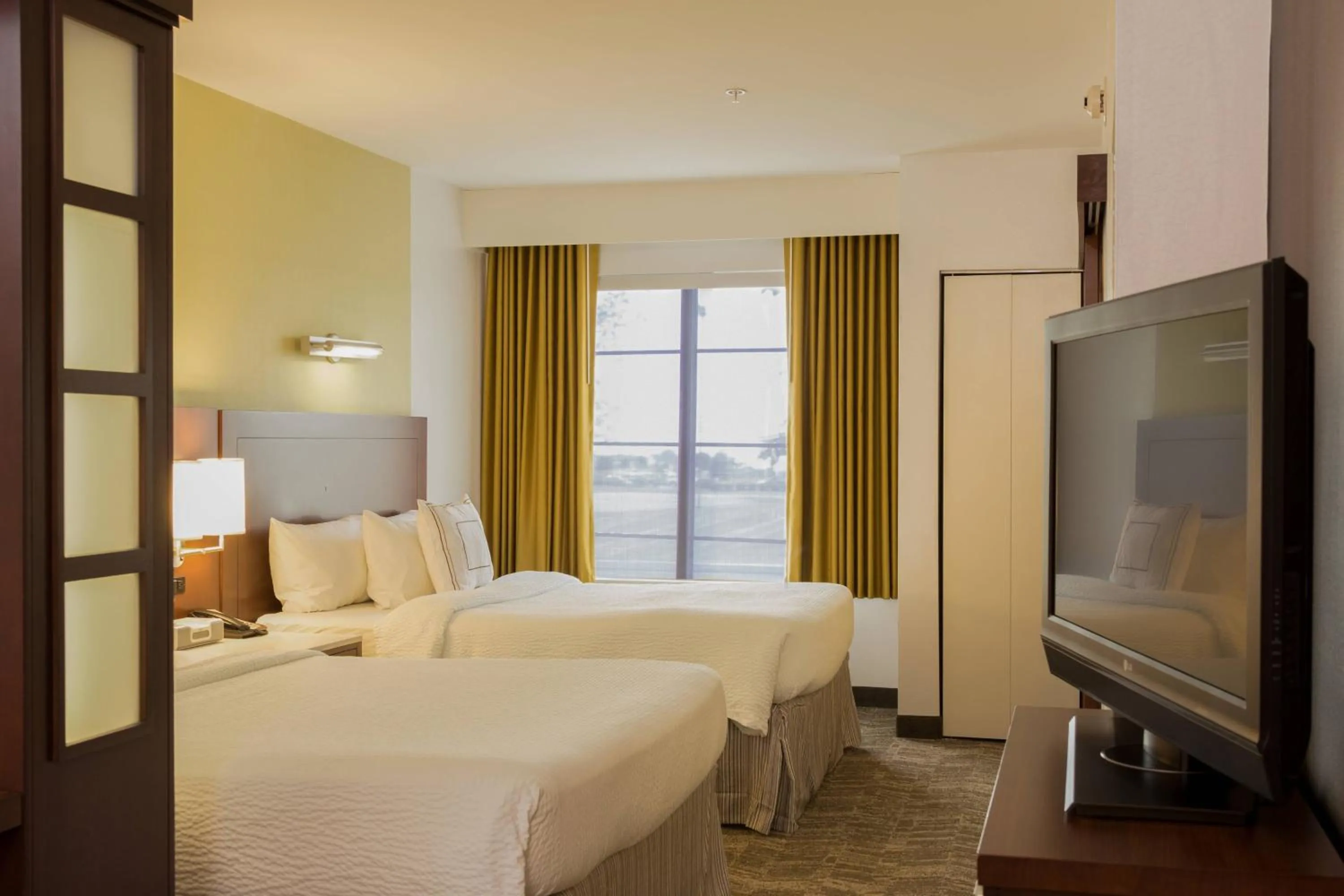 Photo of the whole room, Bed in SpringHill Suites Quakertown Pennsylvania