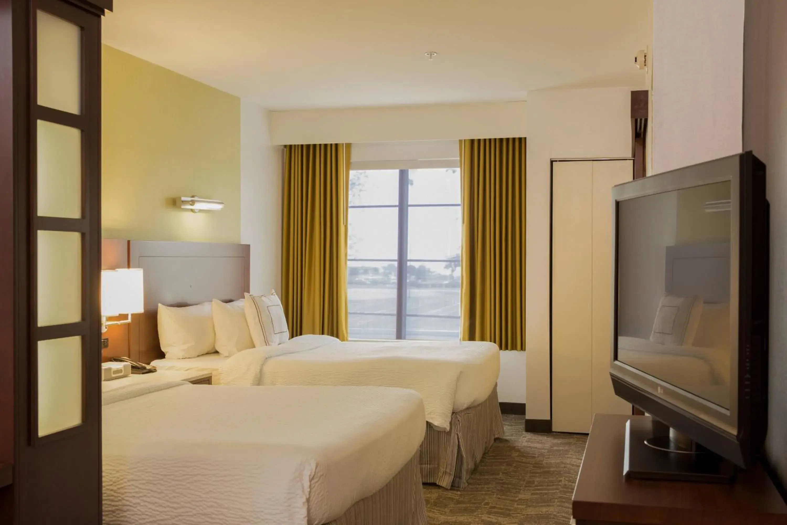 Queen Studio with Two Queen Beds in SpringHill Suites Quakertown Pennsylvania Queen Studio with Two Queen Beds in SpringHill Suites Quakertown Pennsylvania