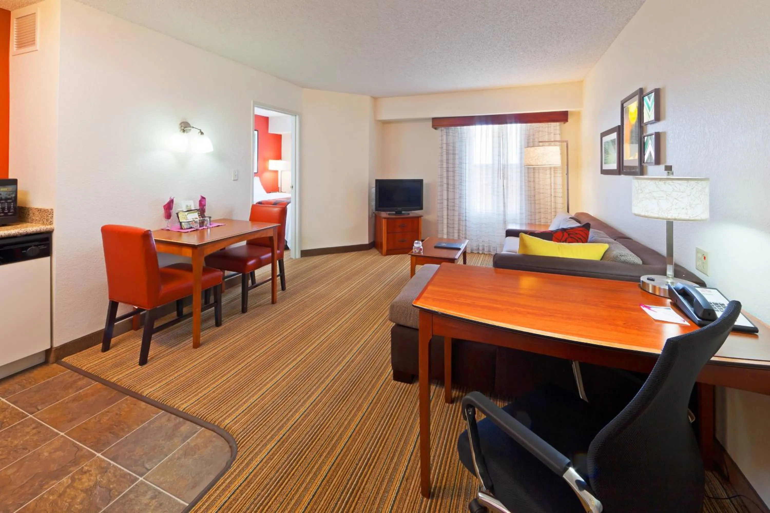 Bedroom in Residence Inn Boulder Longmont