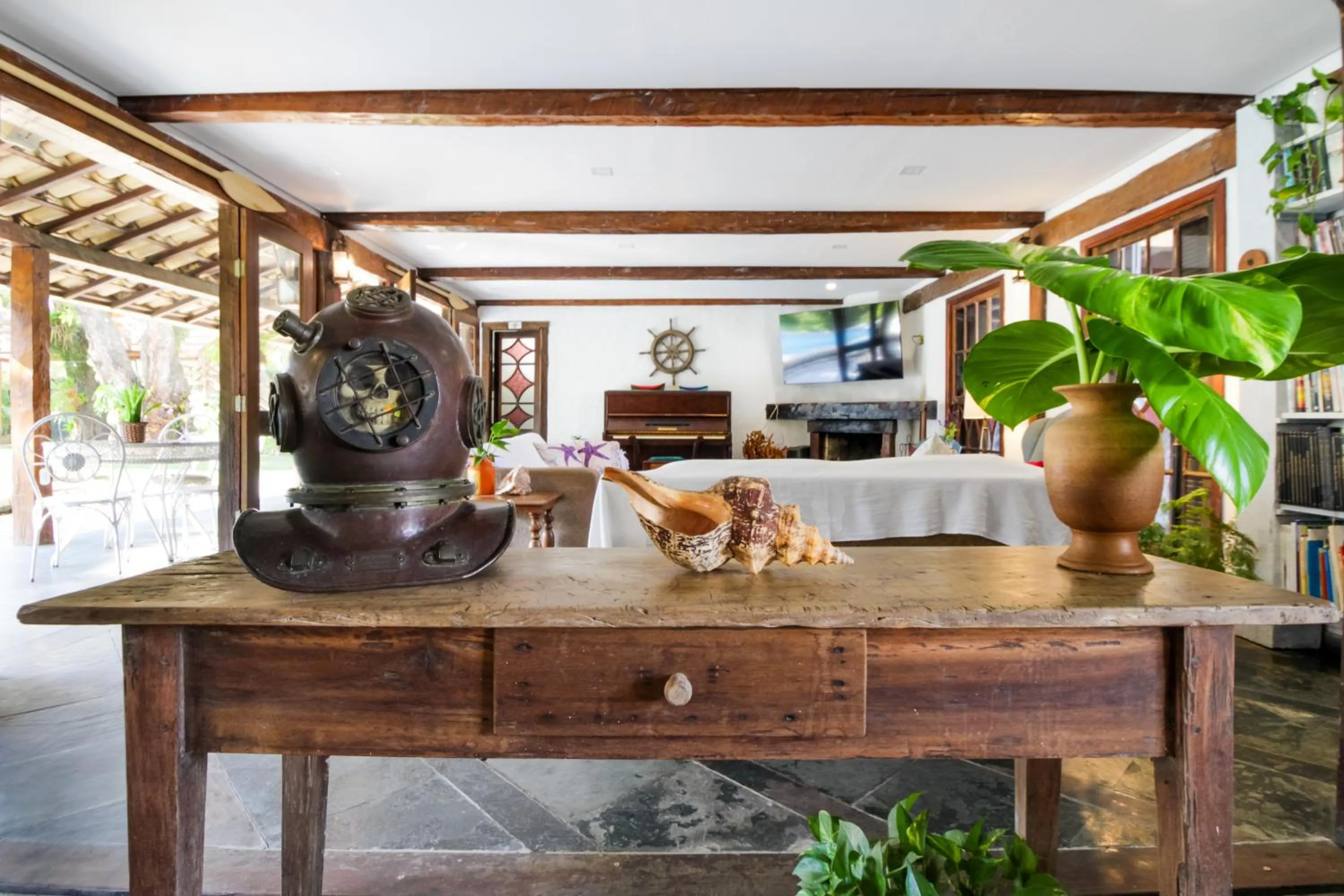 Lobby or reception in VELINN Caravela Pousada Ilhabela