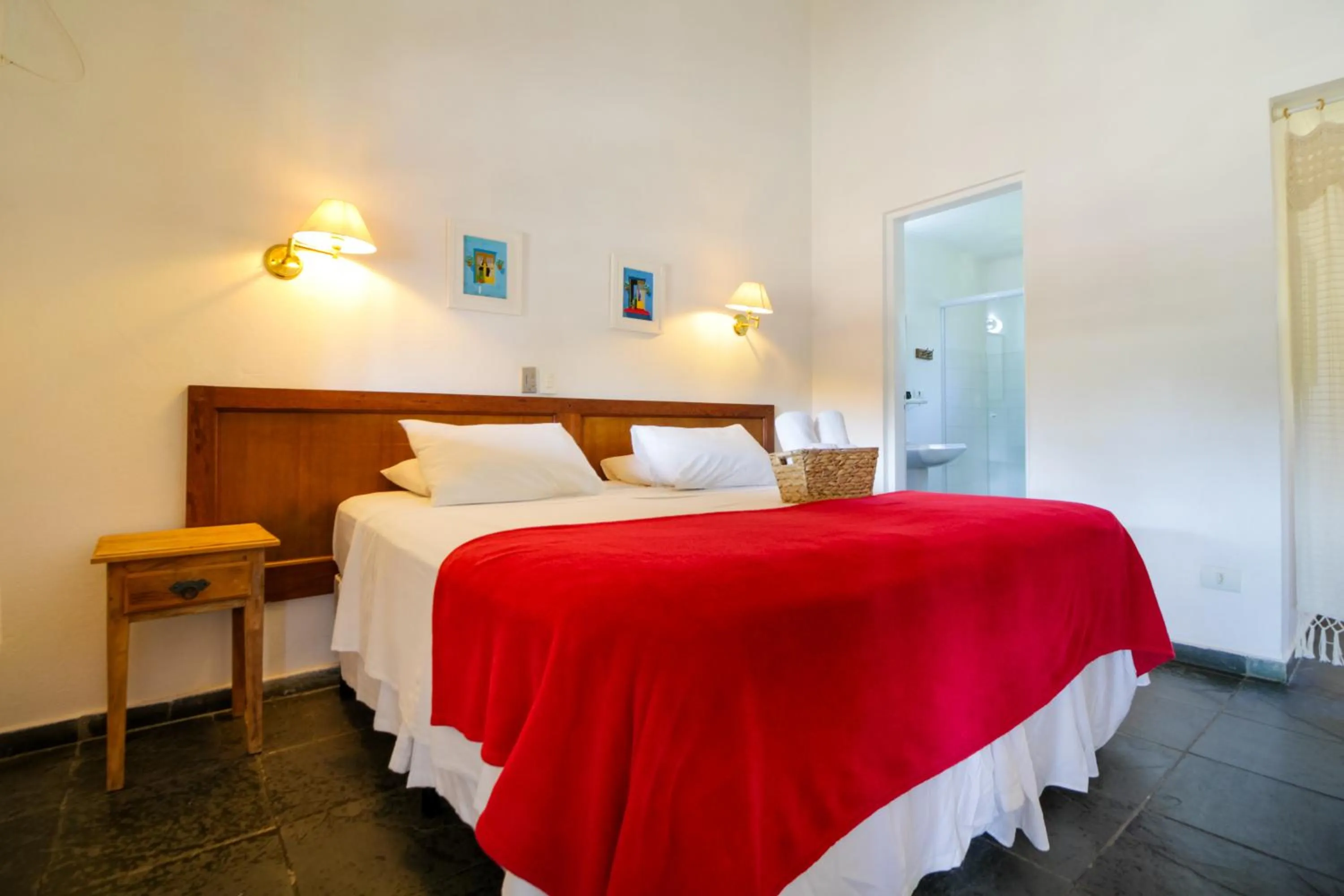 Bed in VELINN Caravela Pousada Ilhabela