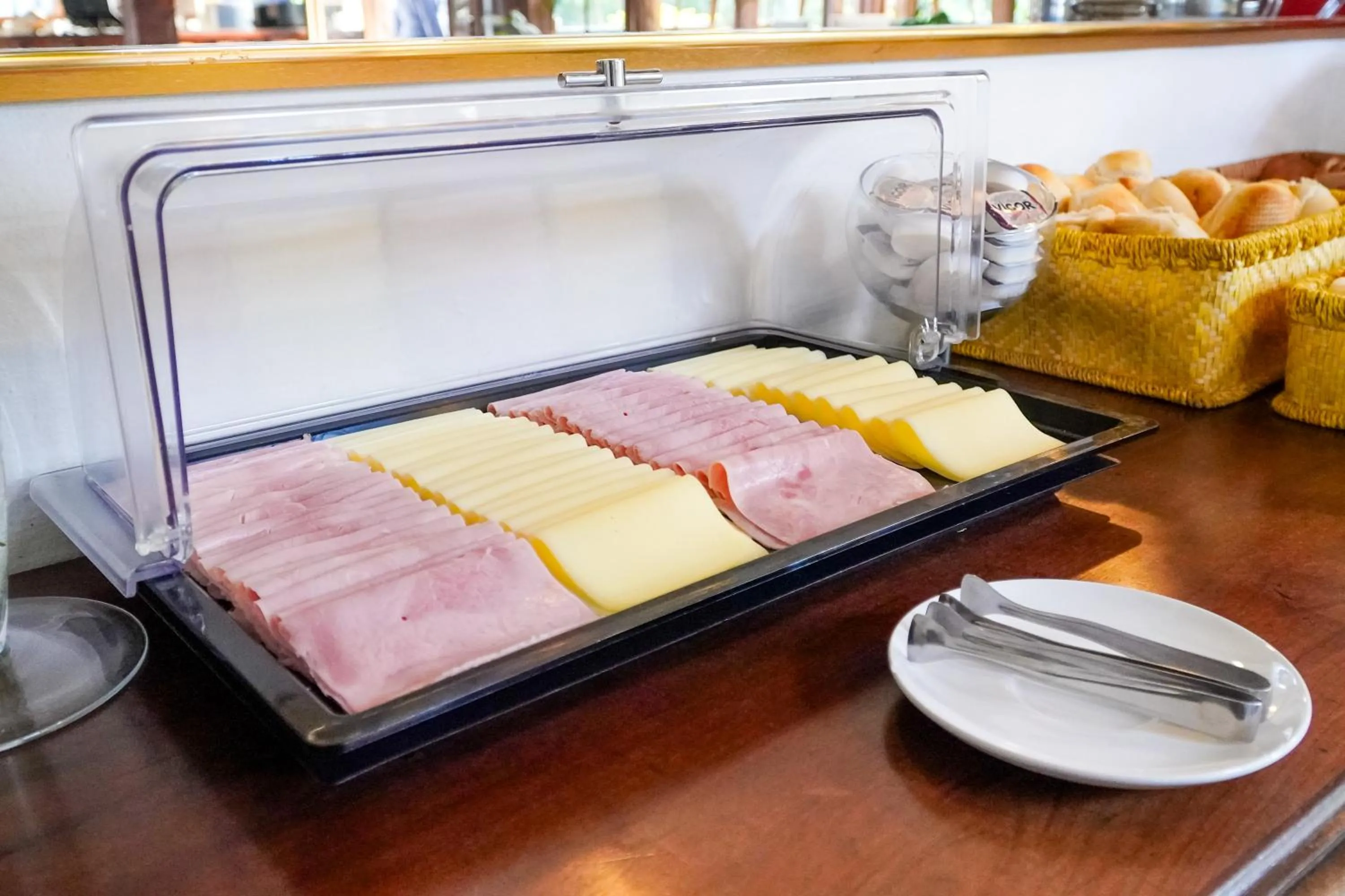 Breakfast in VELINN Caravela Pousada Ilhabela