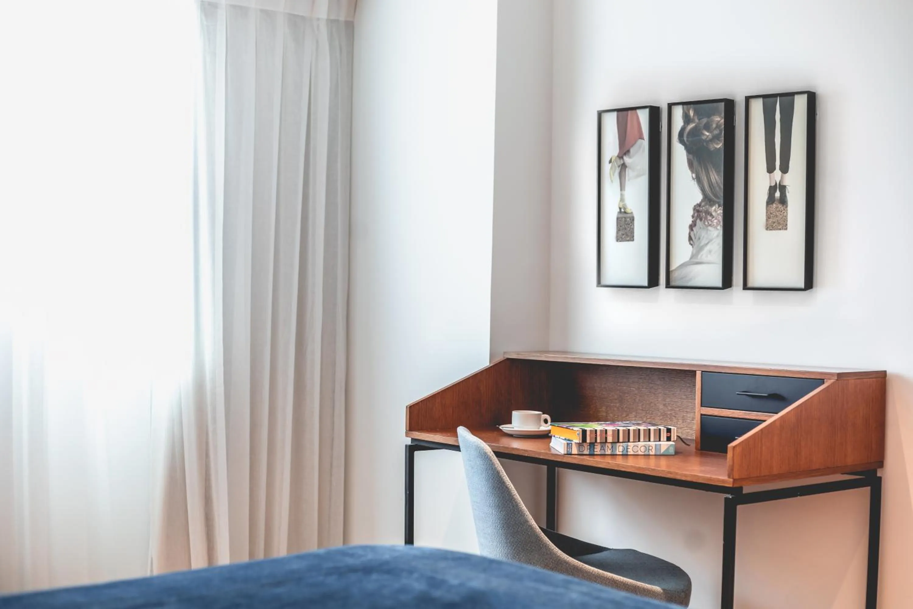 Bedroom, Bed in Ramada by Wyndham Ramat Gan