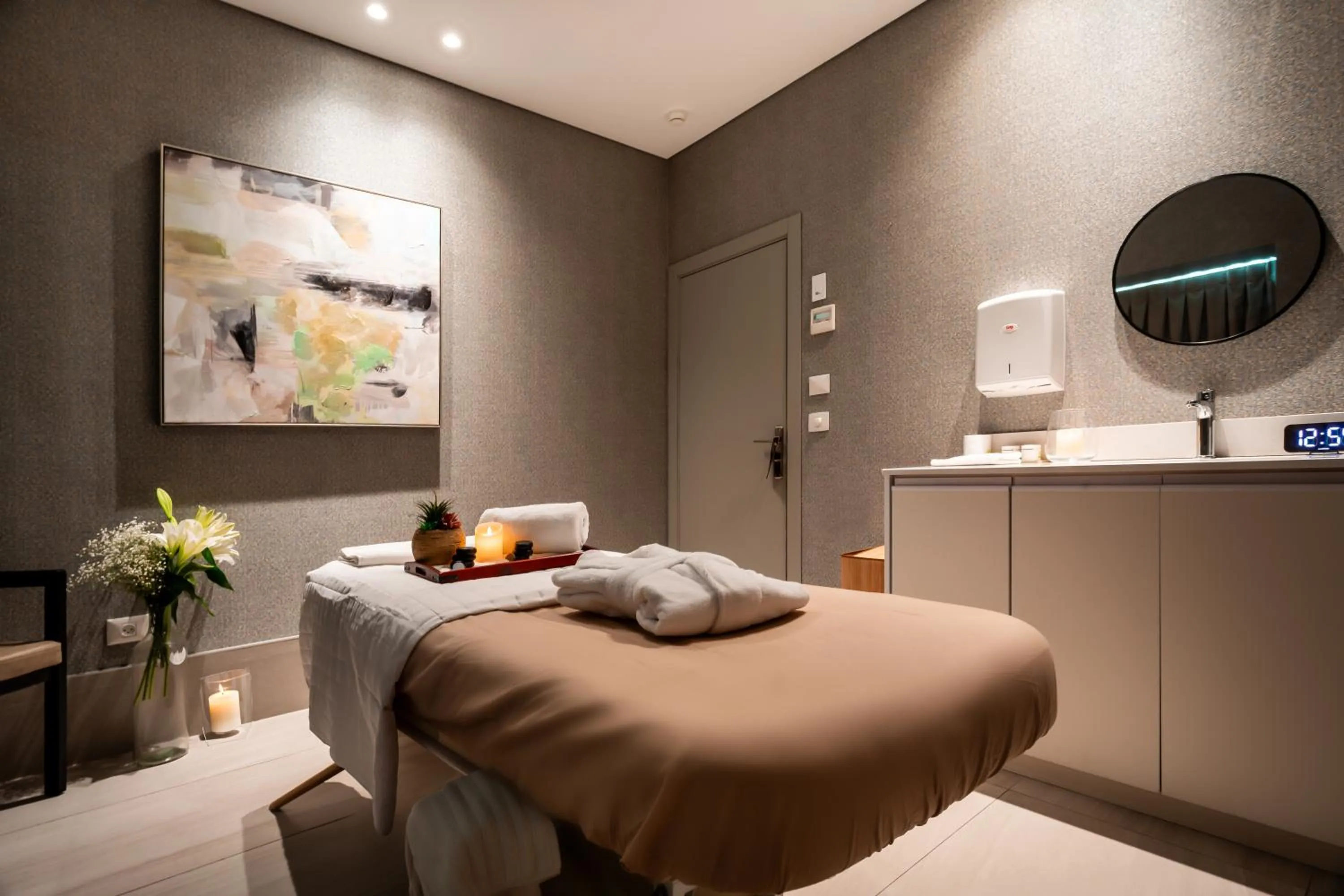 Spa and wellness centre/facilities, Bed in Roxon Urban Ramat Gan