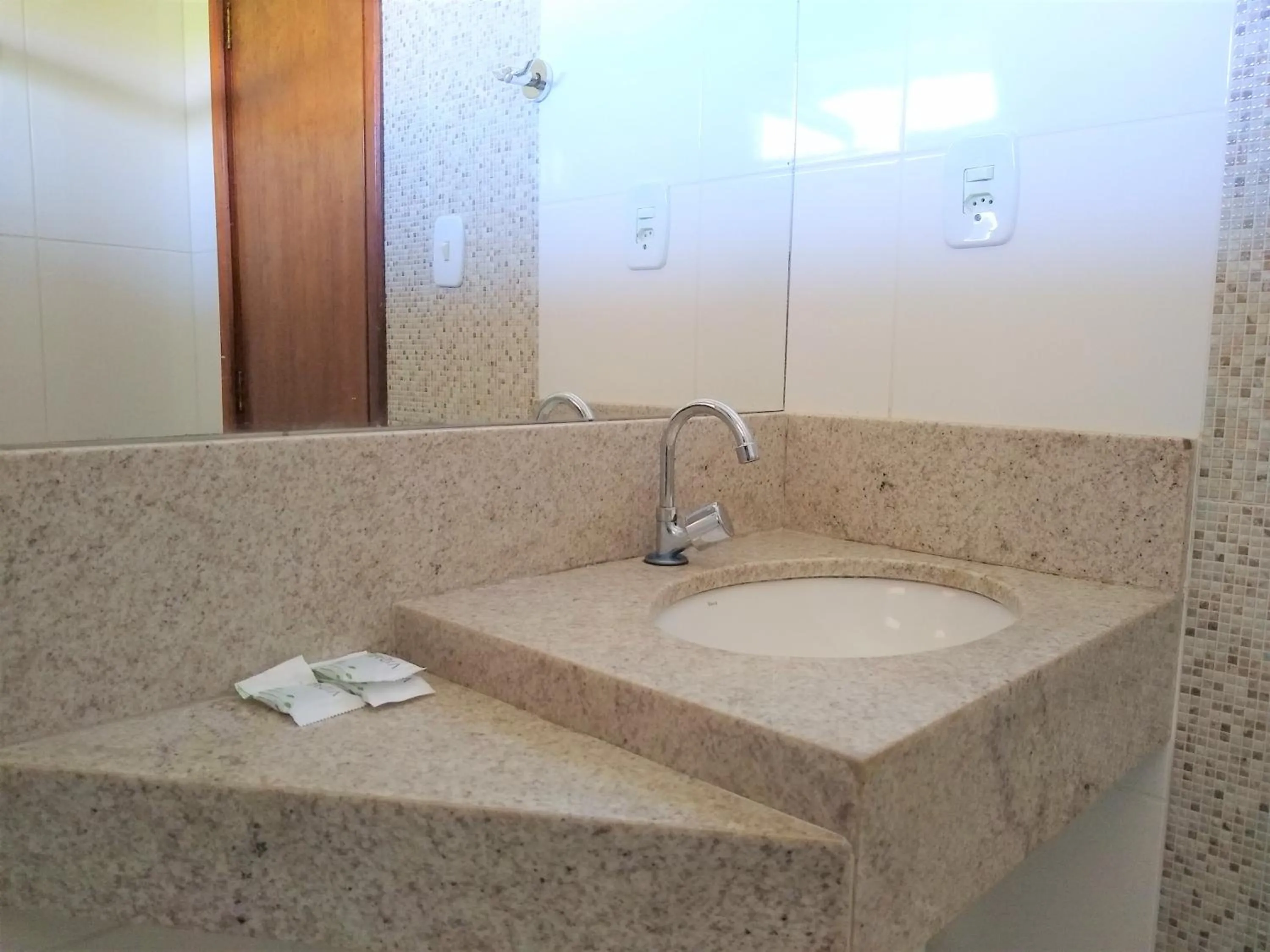 Shower in Pousada do Mar