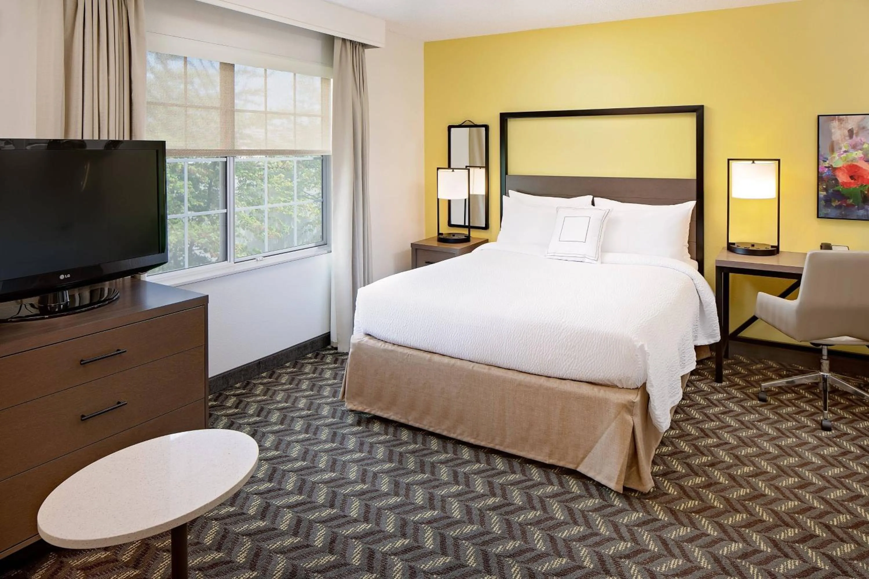 Photo of the whole room, Bed in Residence Inn by Marriott Tysons