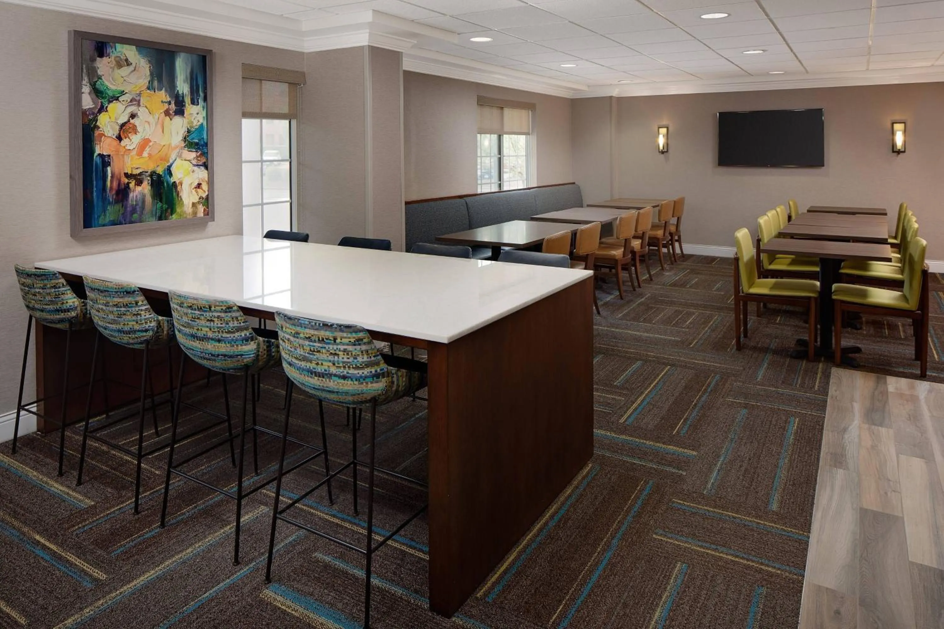 Restaurant/places to eat in Residence Inn by Marriott Tysons